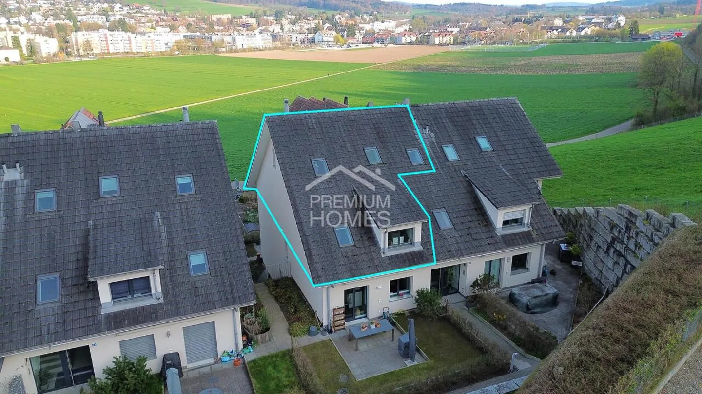 Appartamento Incantevole con Giardino - Foto 1 di 13