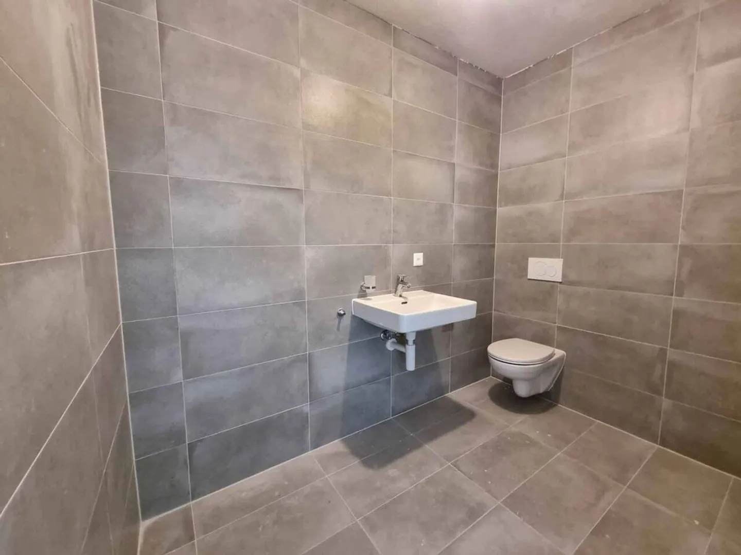 Geräumige und helle neue Gewerbefläche von 158 m2 - Foto 5 von 8