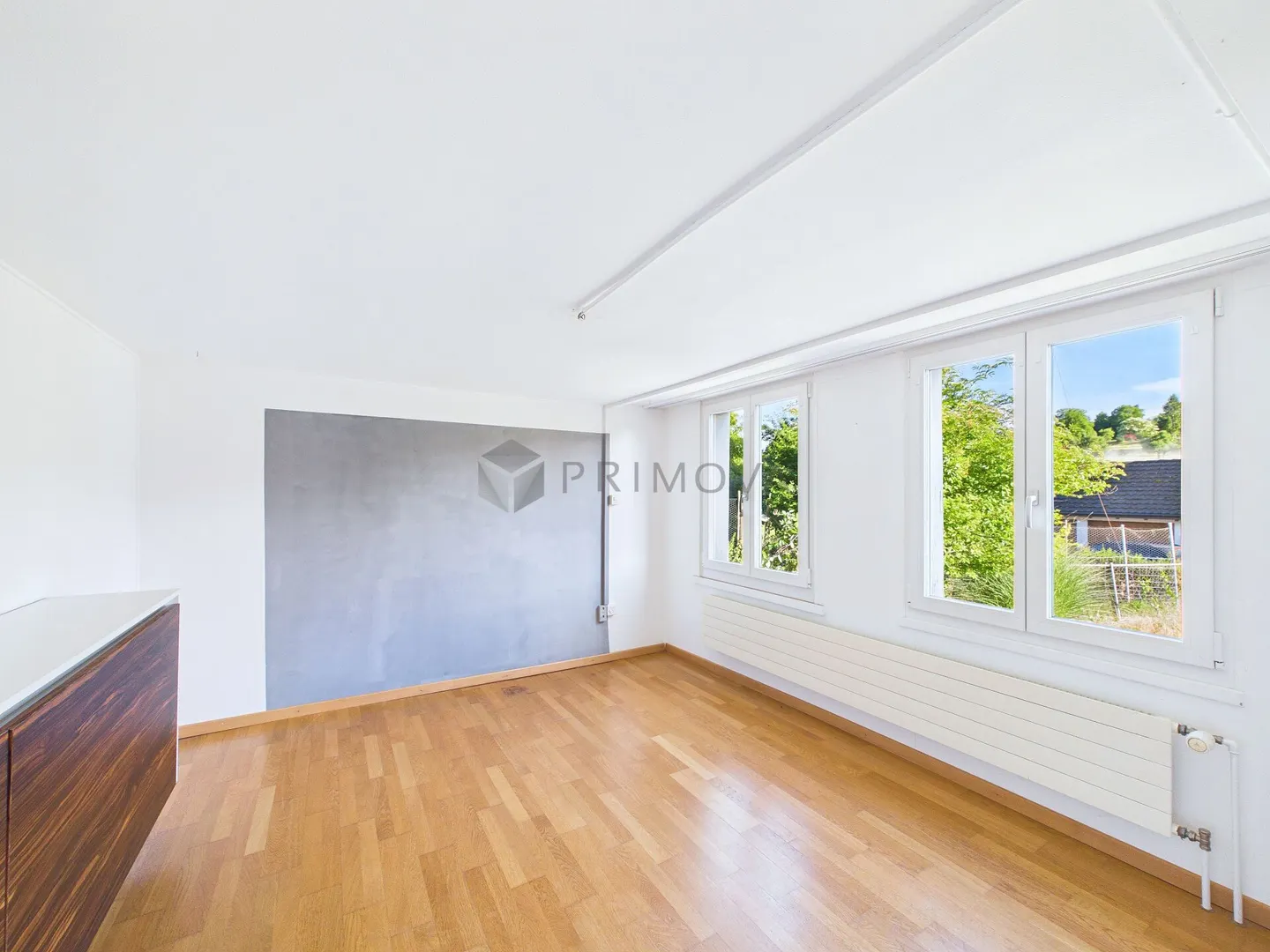 Charm Meets Potential: Your Generous Family Happiness with Redevelopment Option - Photo 8 of 13