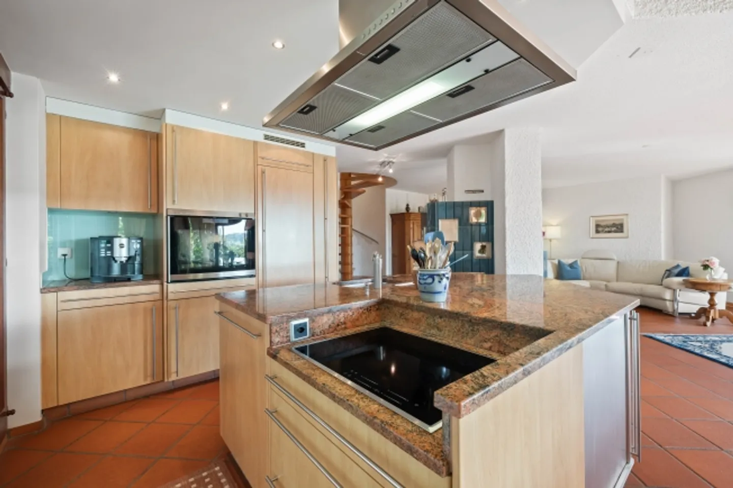 Bijou architectural sur presque 1 000 m² de terrain - Photo 8 sur 8