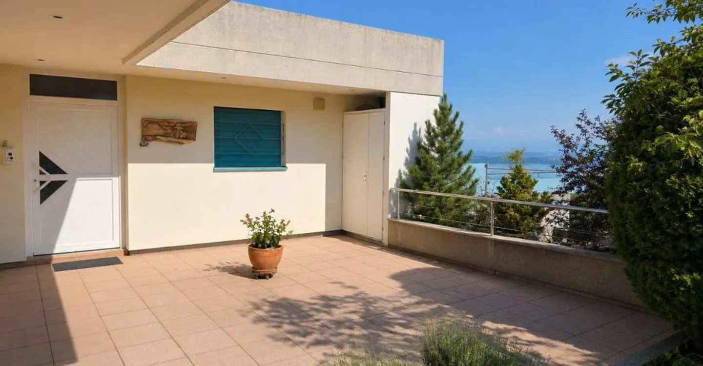 Beeindruckende Villa mit Seeblick - Foto 11 von 11