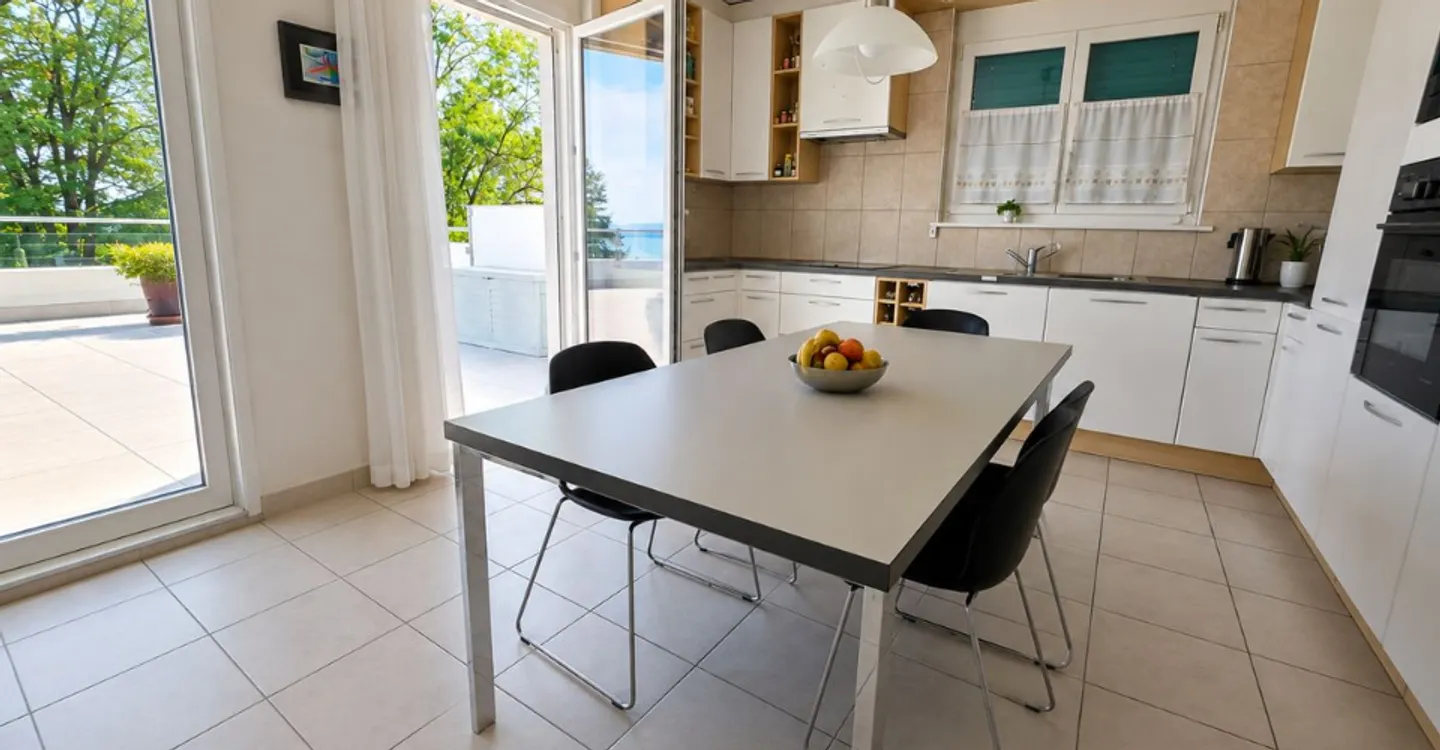 Beeindruckende Villa mit Seeblick - Foto 6 von 11