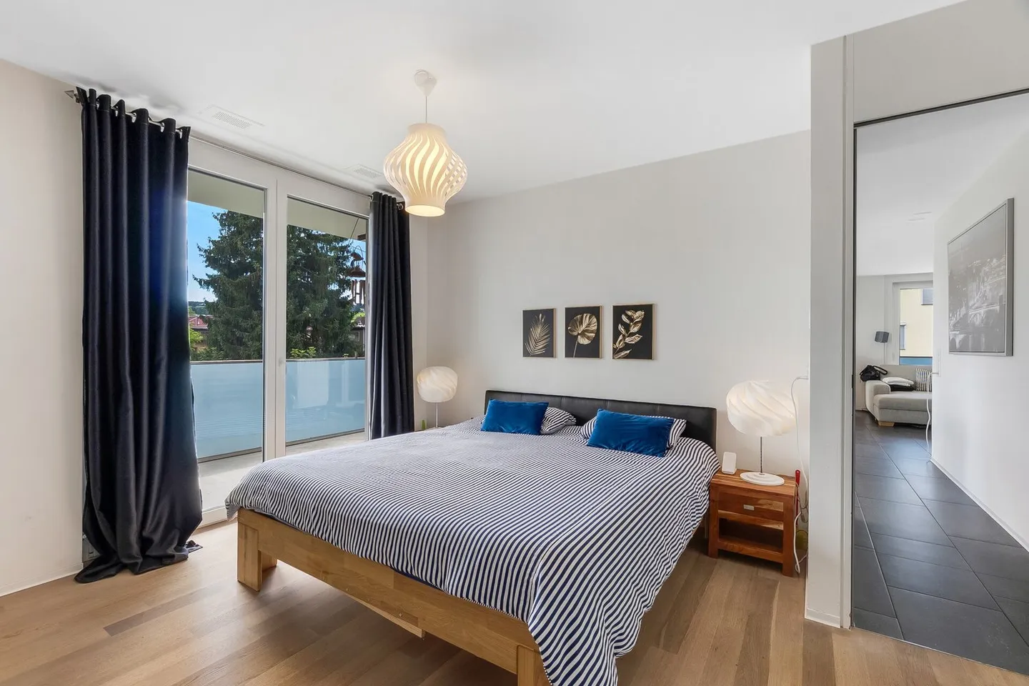 Più spazio per vivere: Ampio appartamento di 4,5 stanze con balcone di 61 m2 - Foto 9 di 12