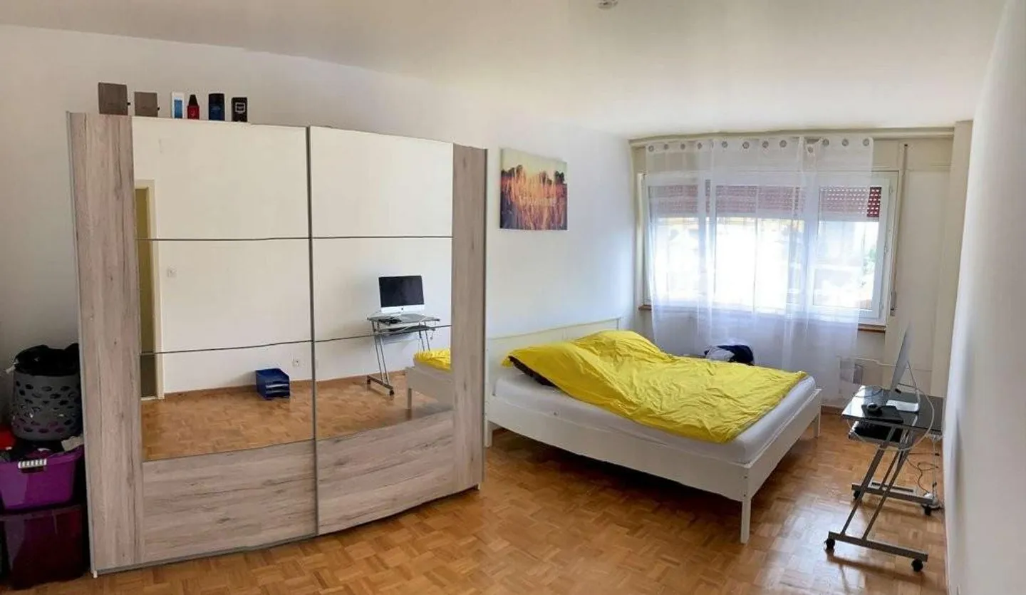 Beaumont - Edificio con piscina, ideale per una famiglia - Foto 4 di 7