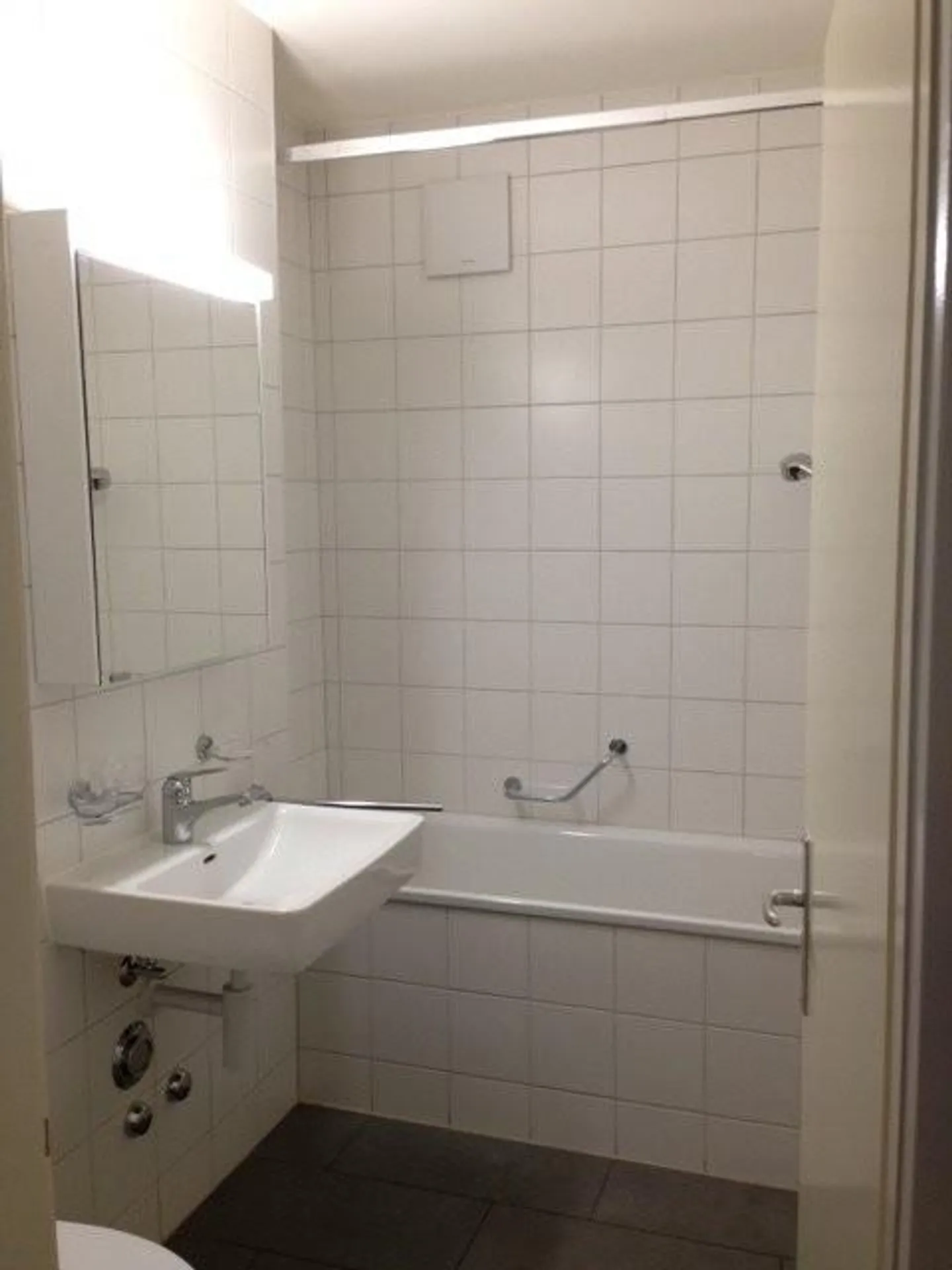 Beaumont - Edificio con piscina, ideale per una famiglia - Foto 5 di 7