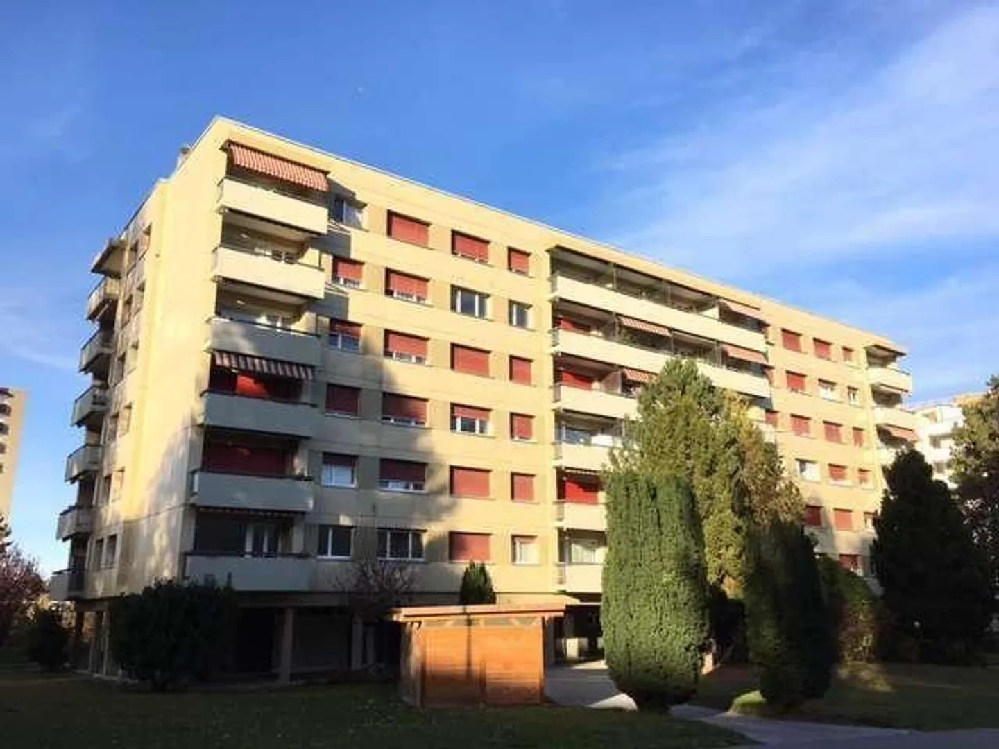 Beaumont - Edificio con piscina, ideale per una famiglia - Foto 1 di 7