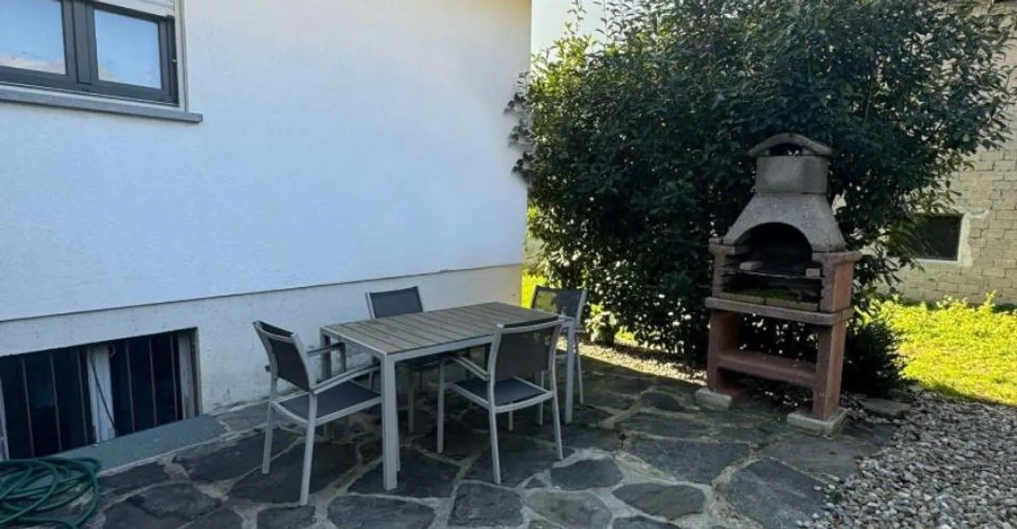 Renovated 4.5 Room Detached Villa in Biasca - Photo 7 of 8