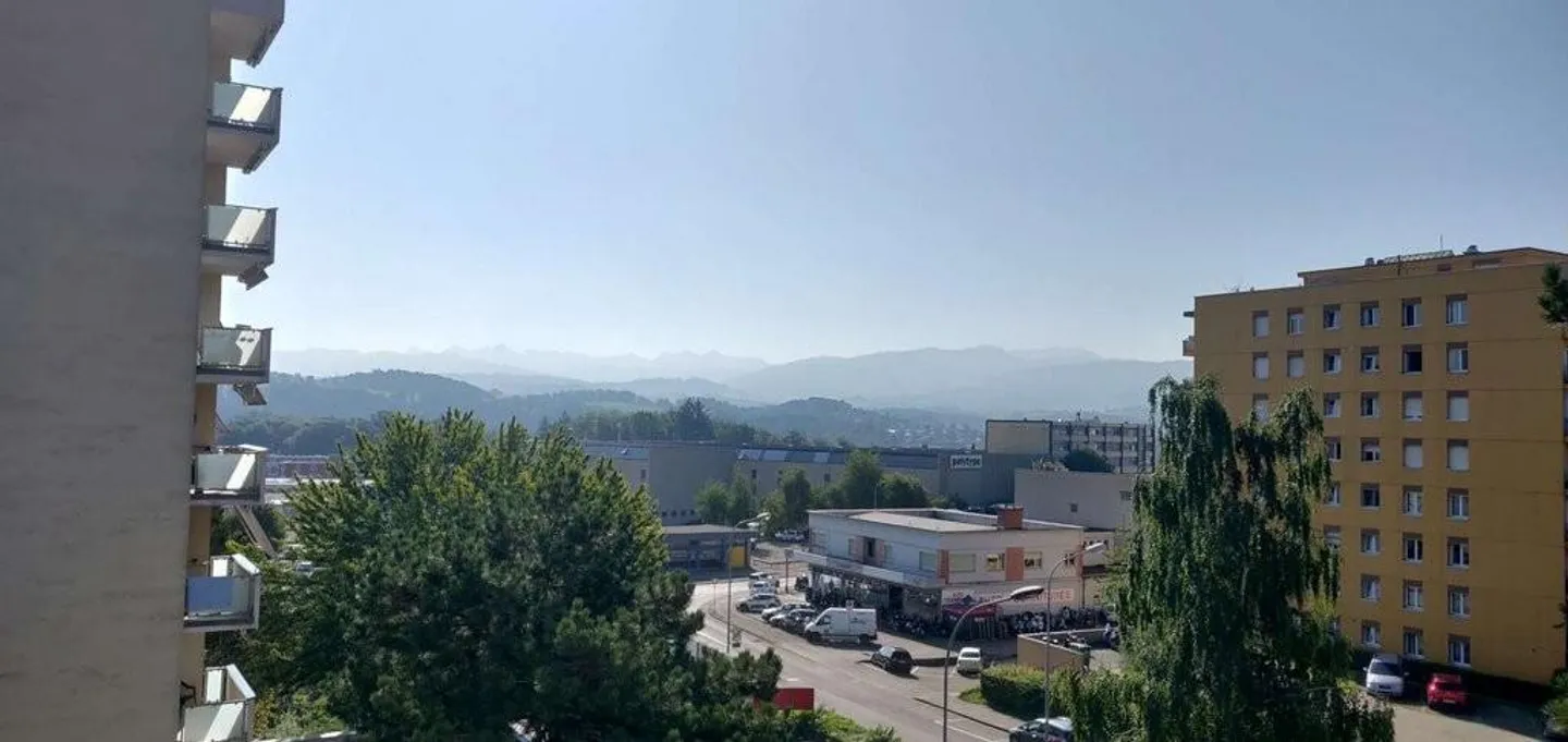 Beaumont - Edificio con piscina, ideale per una famiglia - Foto 6 di 7