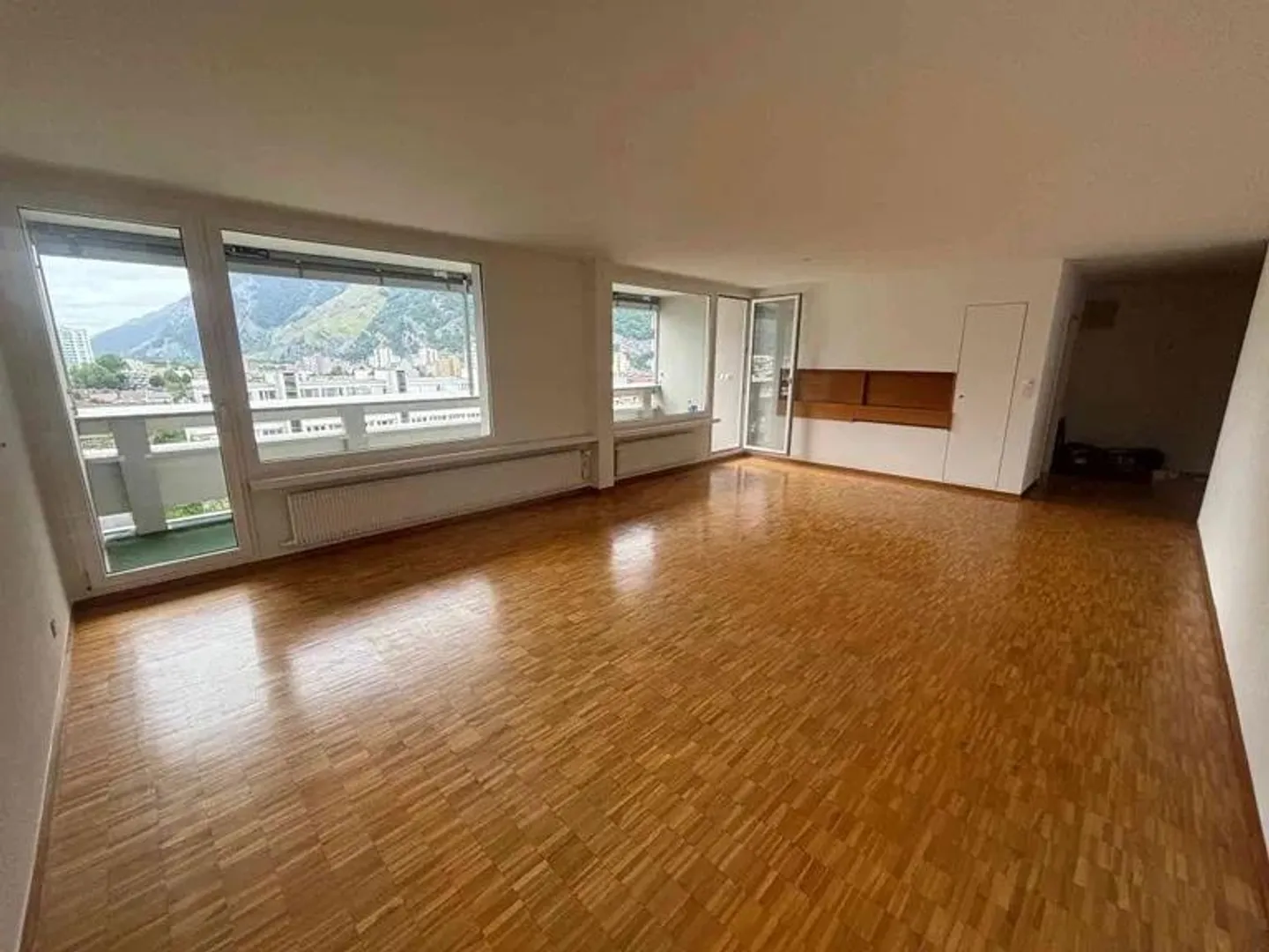 Geräumige Wohnung mit Panoramablick - Foto 12 von 14