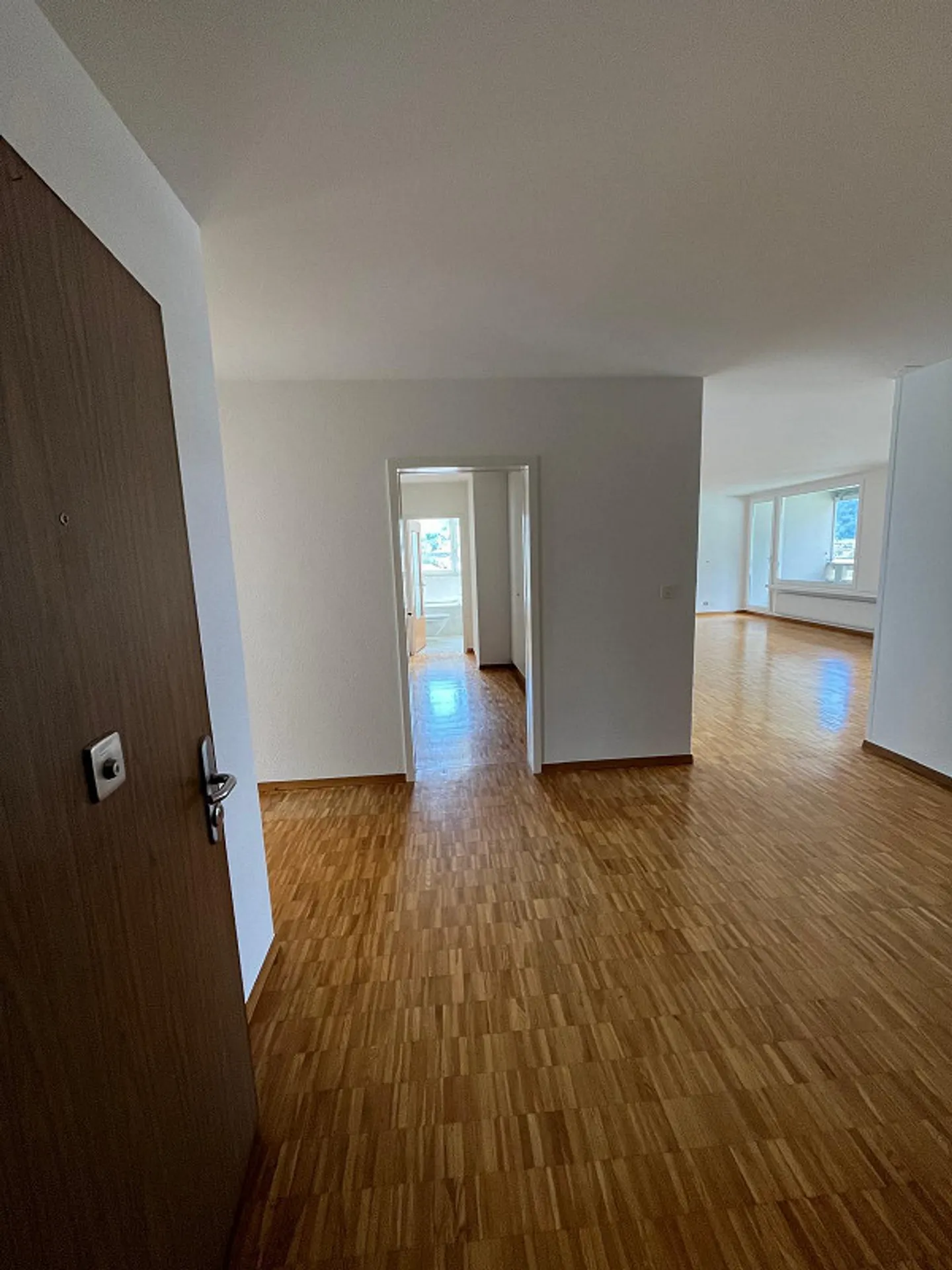 Geräumige Wohnung mit Panoramablick - Foto 13 von 14