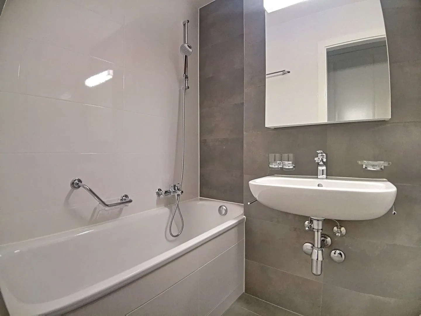 2-room apartment - Photo 3 of 5