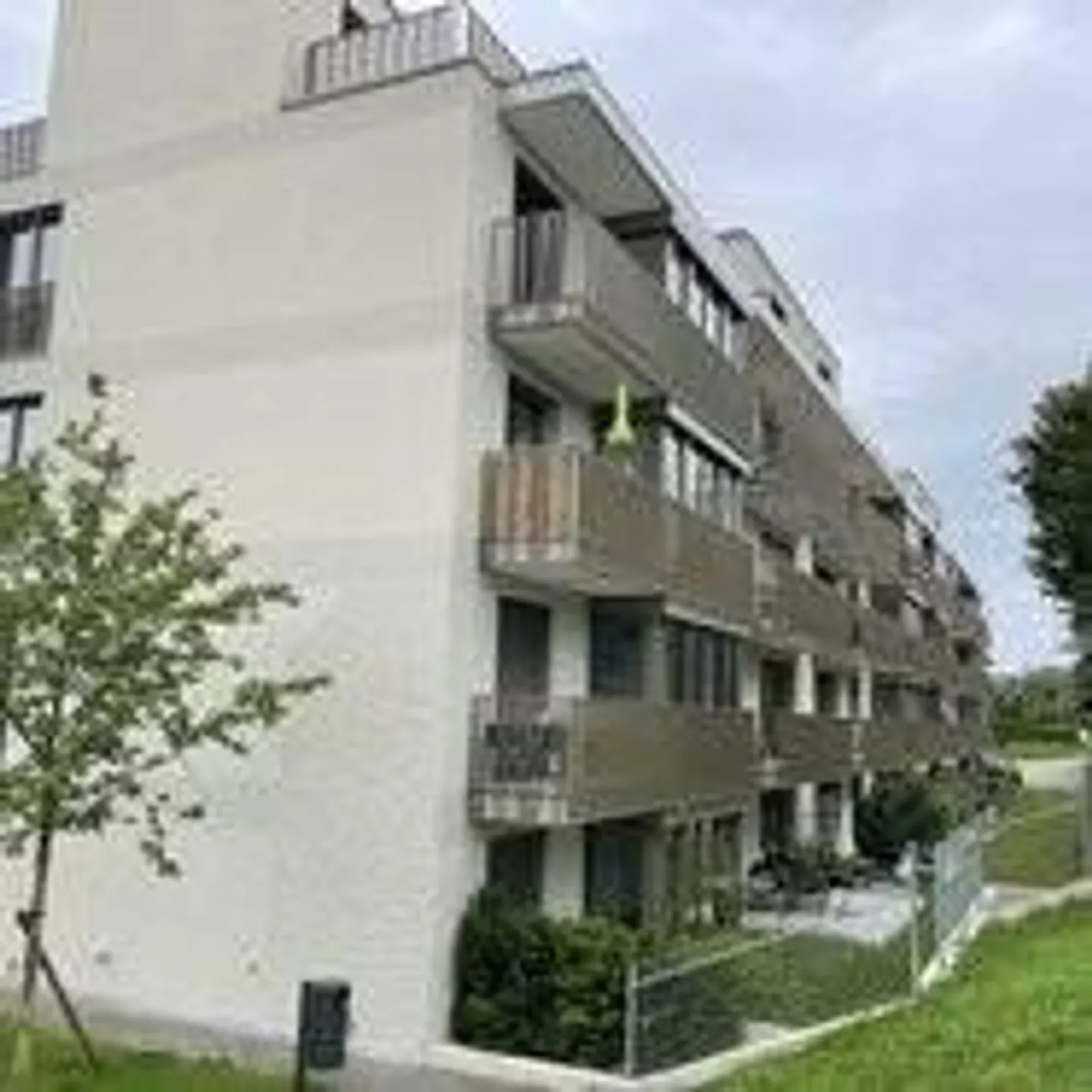 In Widenwies - 2.5 penthouse apartment for rent - Photo 1 of 6