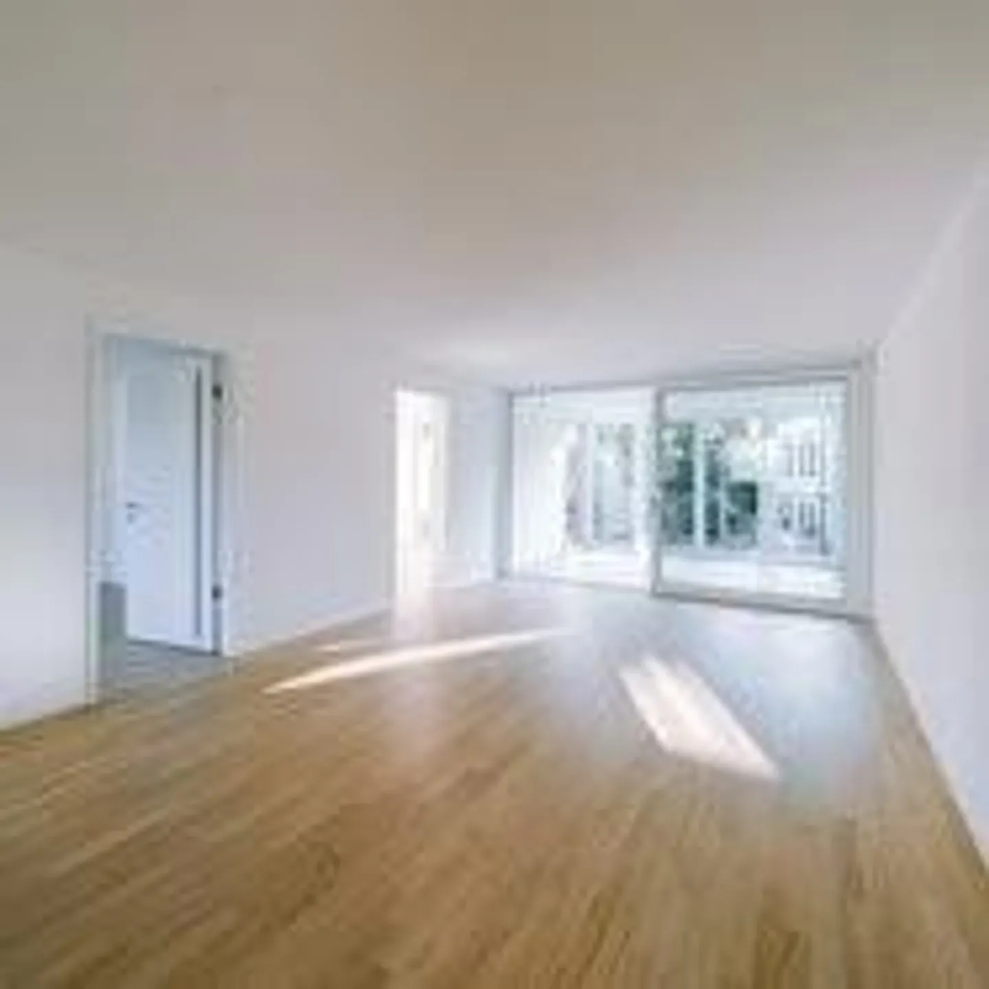 In Widenwies - 2.5 penthouse apartment for rent - Photo 3 of 6