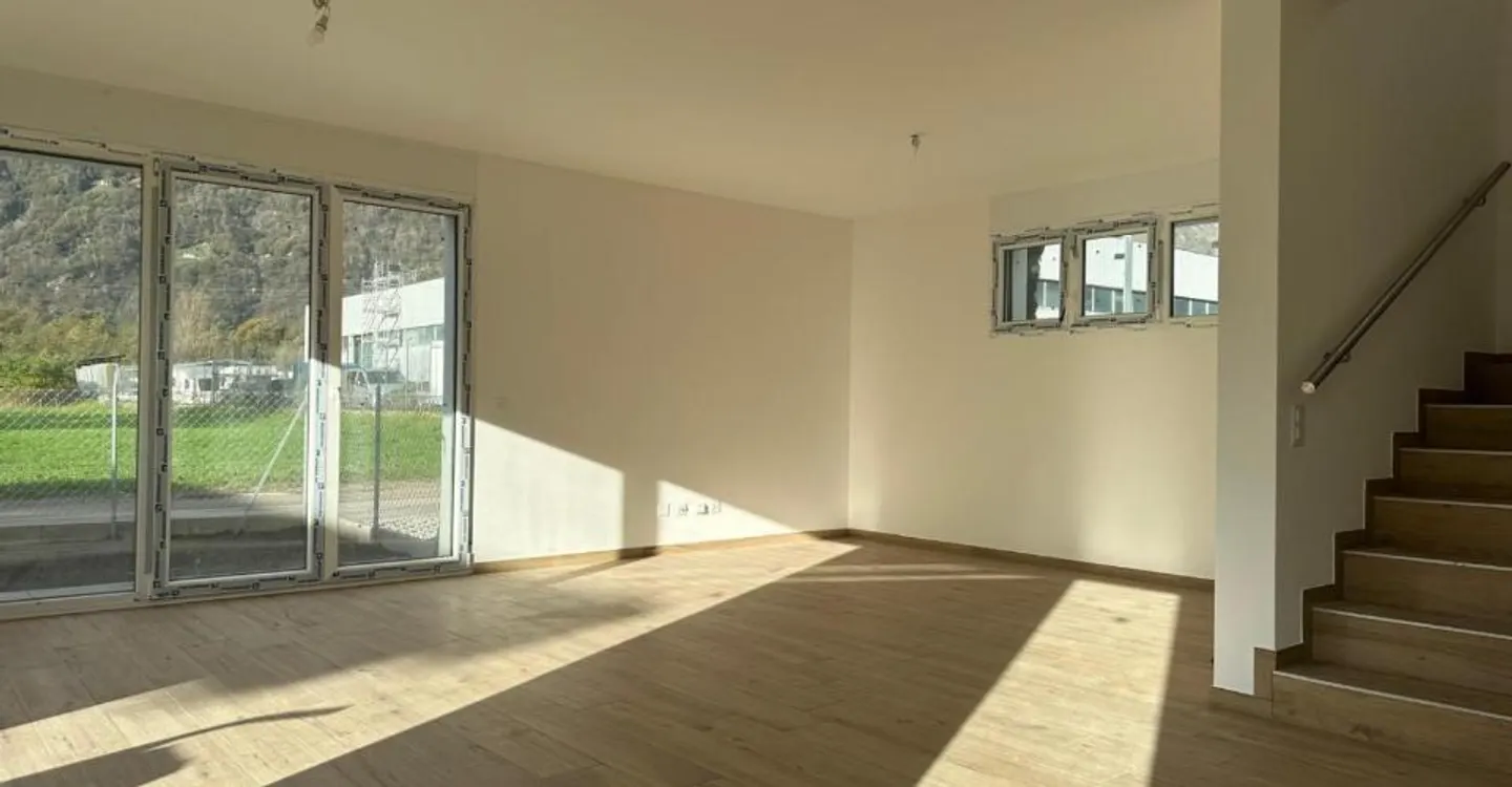 Detached house with 4.5 rooms and garden in Cresciano - Photo 5 of 11