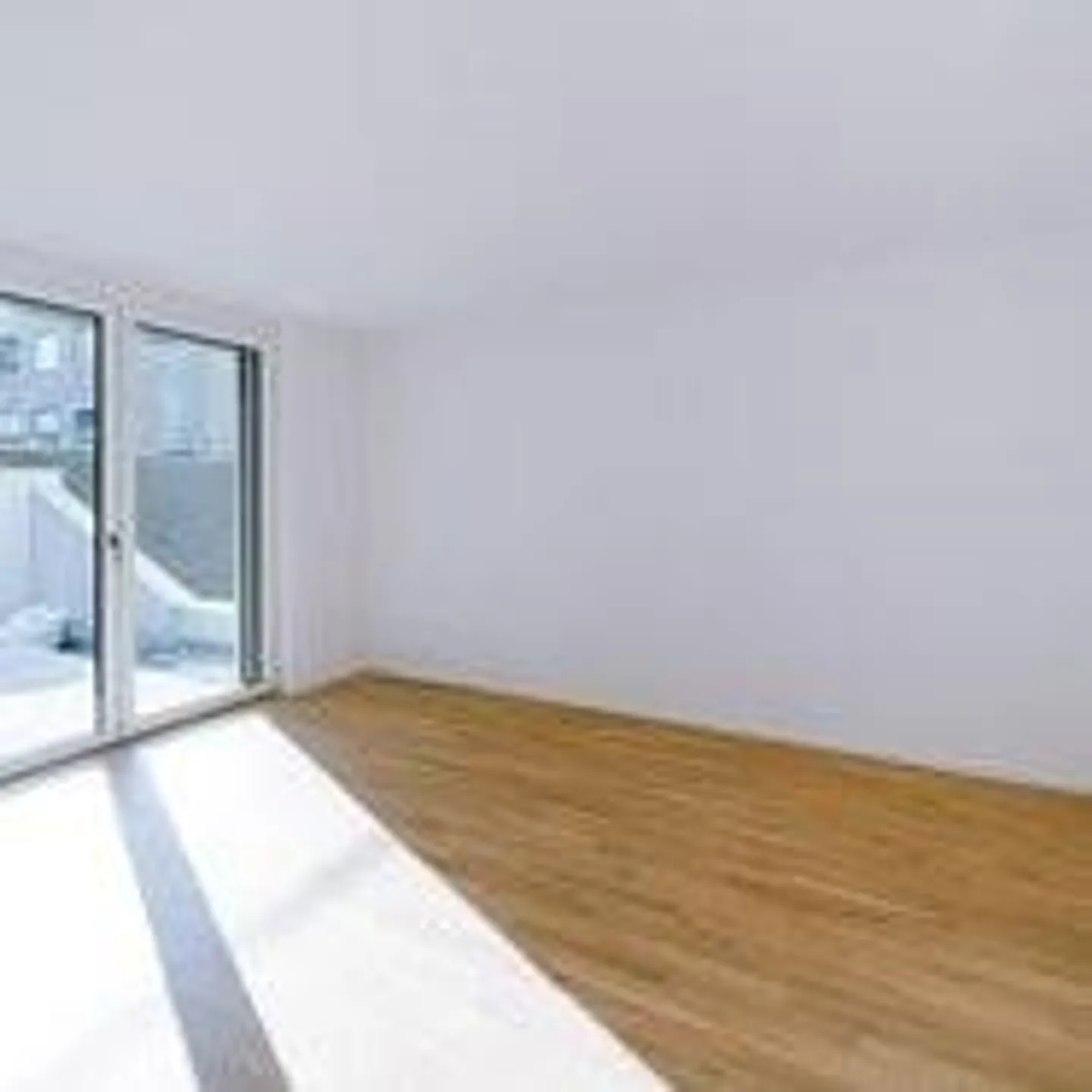In Widenwies - 2.5 penthouse apartment for rent - Photo 6 of 6
