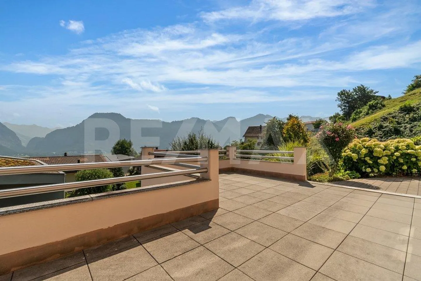 5½ Room Apartment with Charming View - Photo 1 of 13
