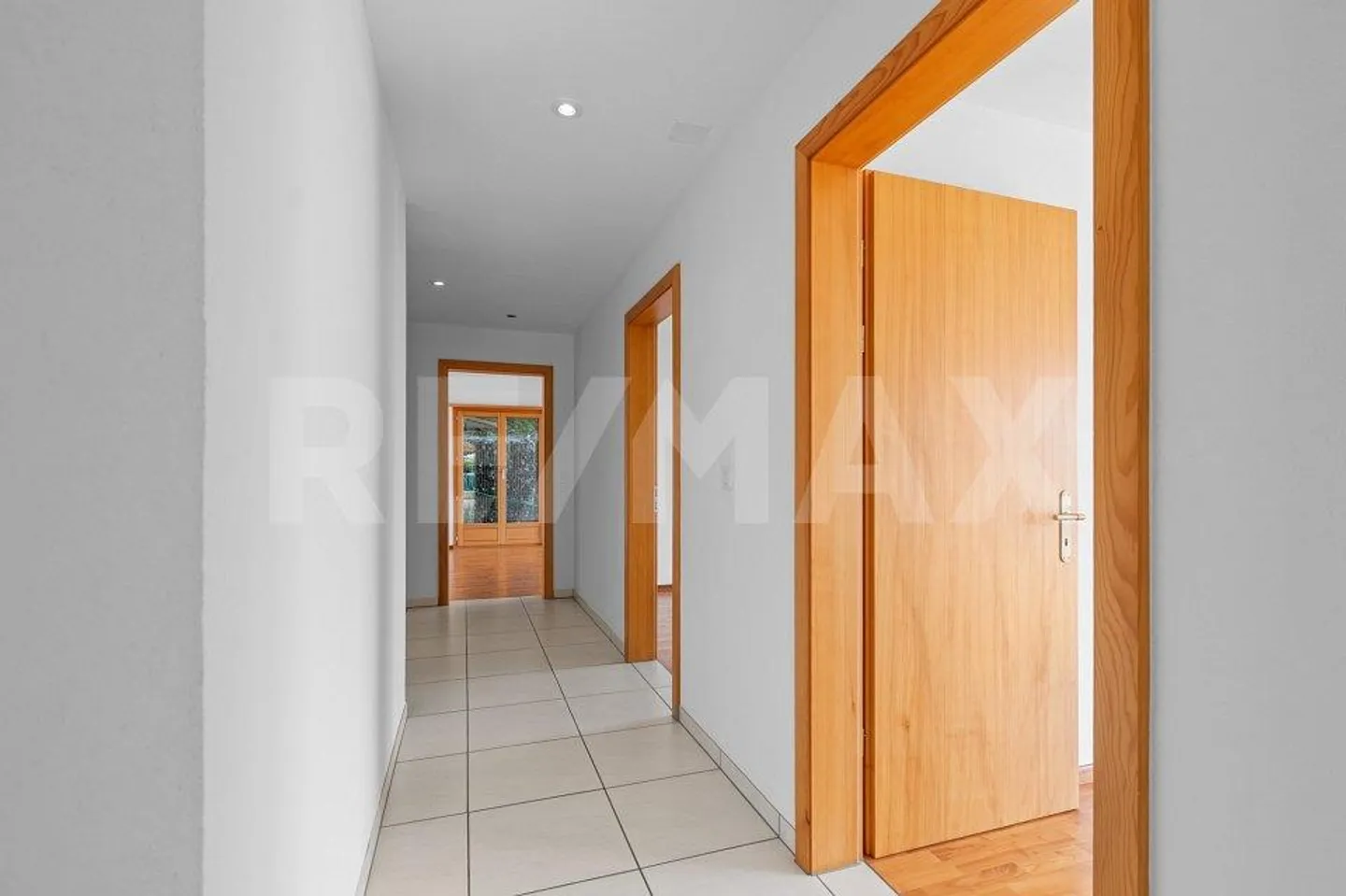 5½ Room Apartment with Charming View - Photo 7 of 13