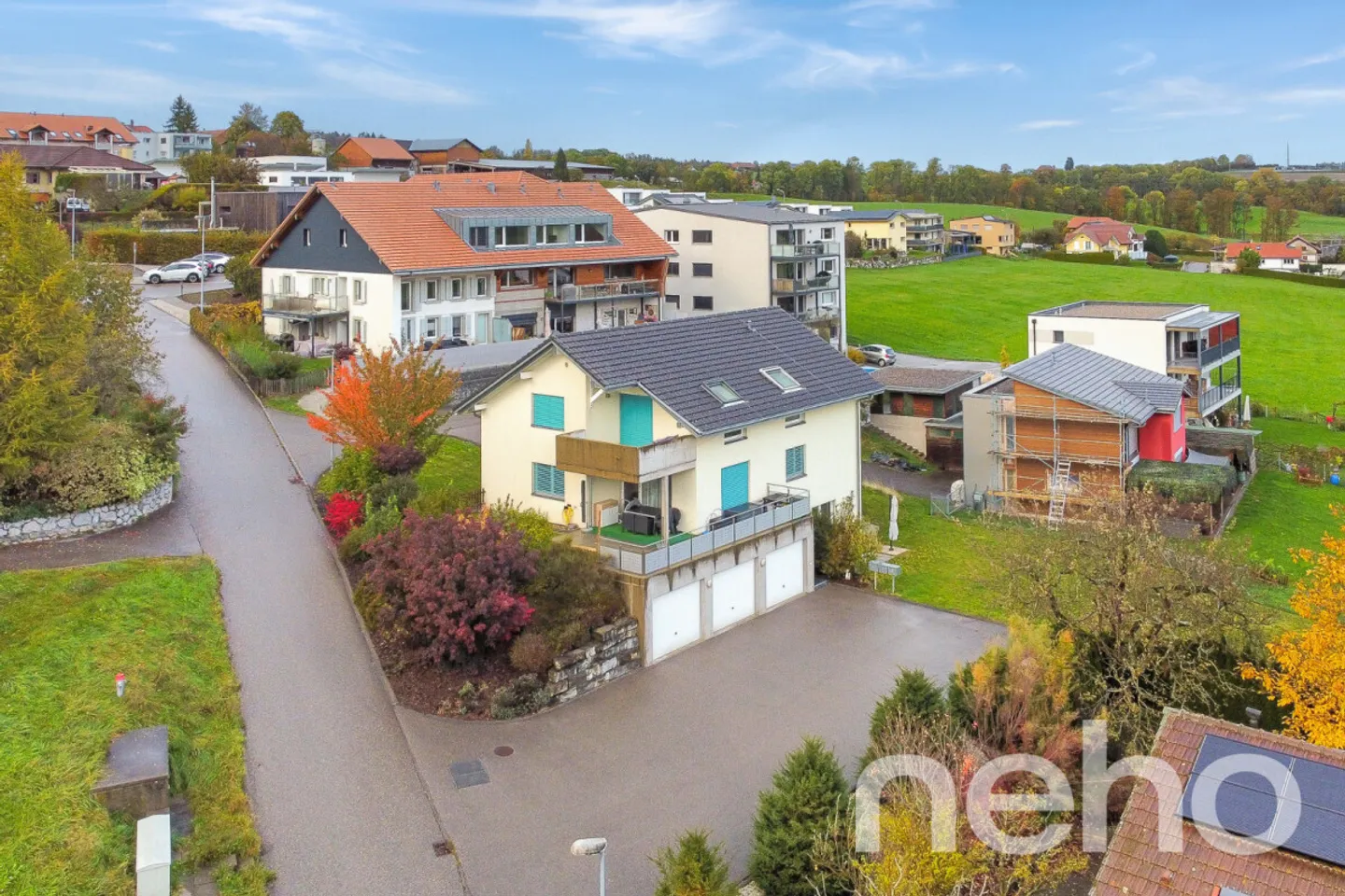 Contemporary income-generating building consisting of 3 apartments - Photo 3 of 13