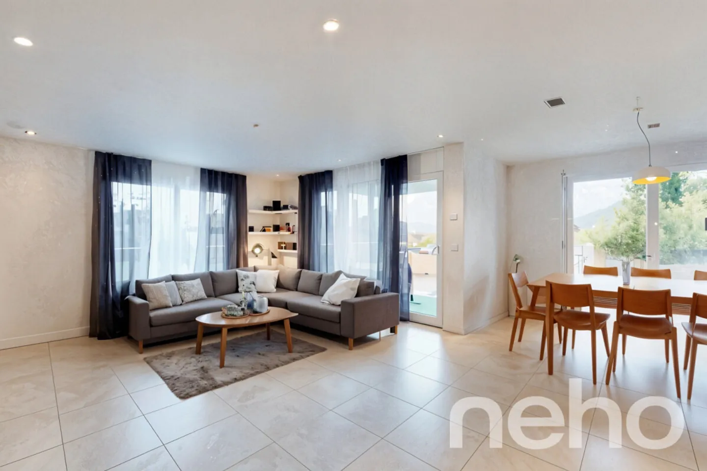 Contemporary income-generating building consisting of 3 apartments - Photo 4 of 13