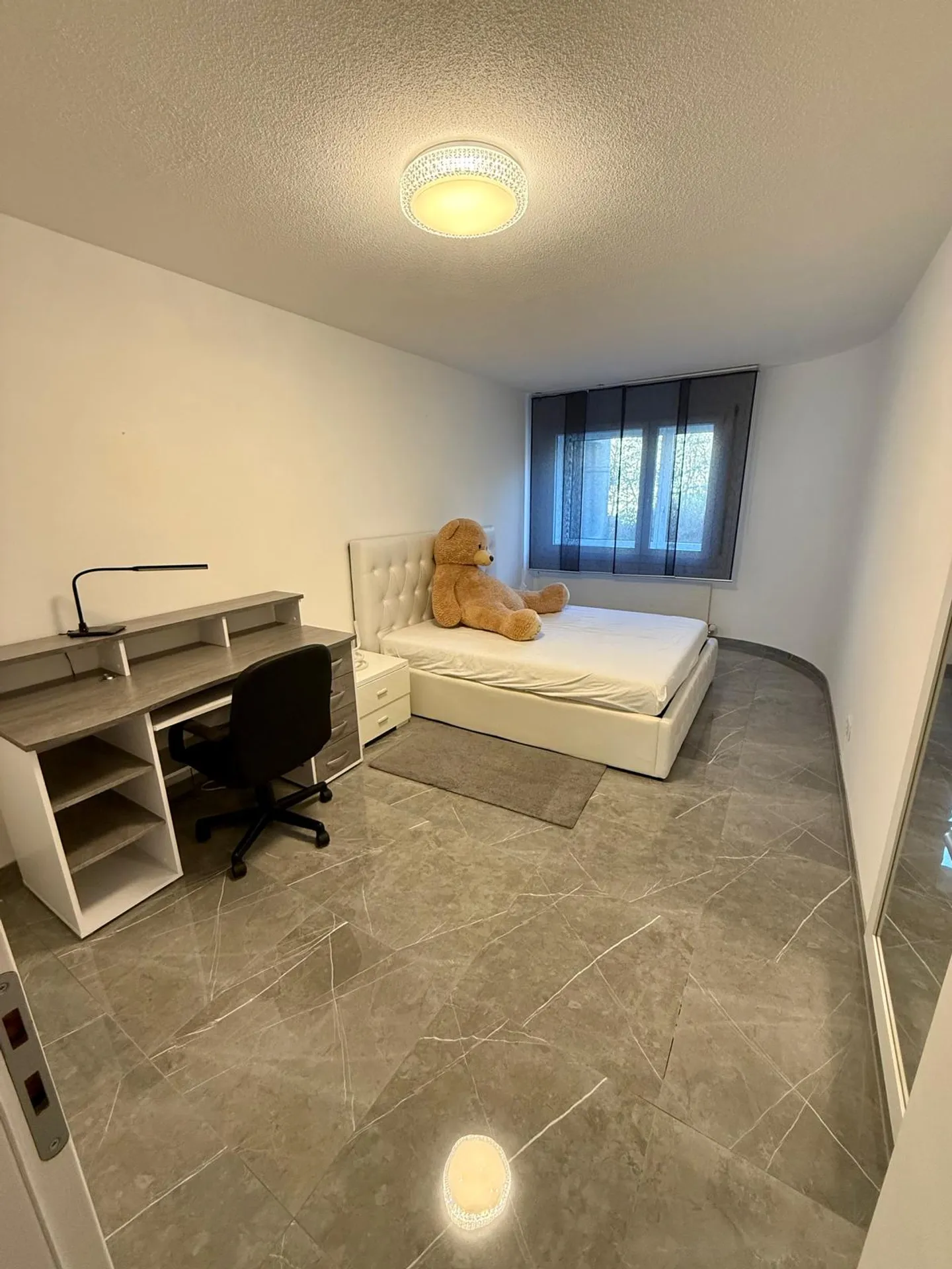 Appartamento lussuoso di 3.5 locali in una posizione tranquilla a Ipsach - Foto 7 di 11