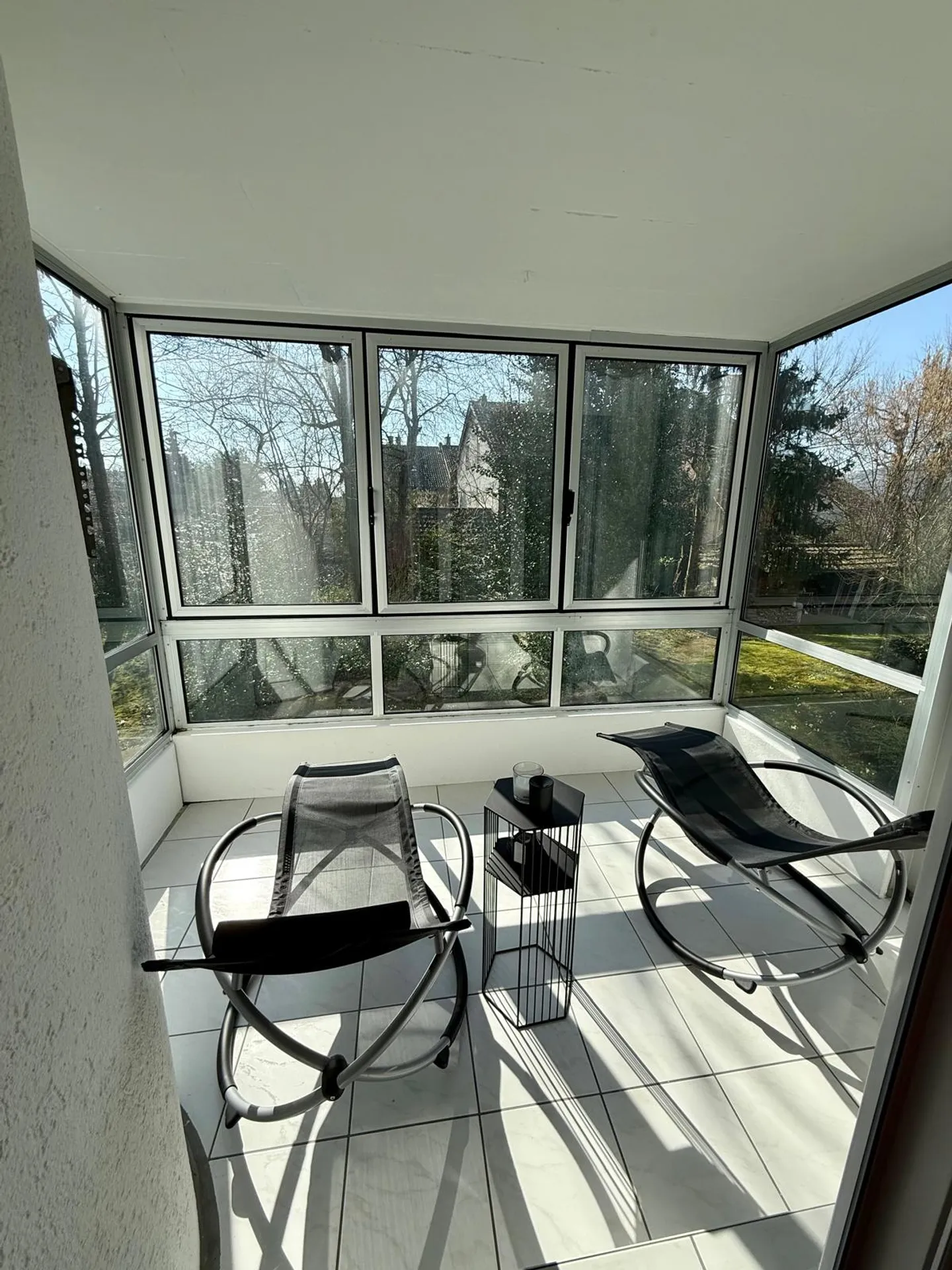 Appartamento lussuoso di 3.5 locali in una posizione tranquilla a Ipsach - Foto 9 di 11