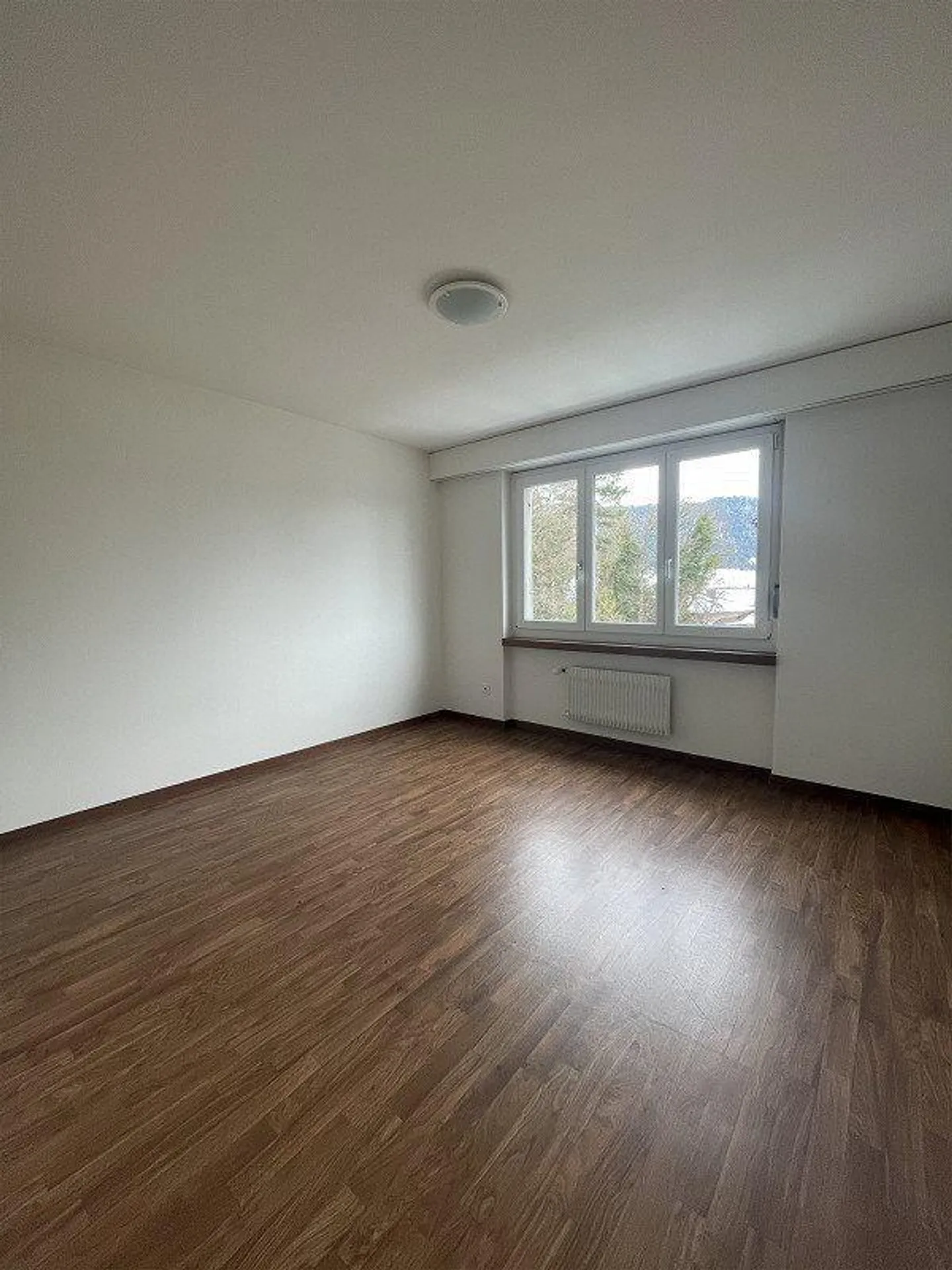 Charmante appartement 4 pièces avec vue sur le lac à Oberägeri - Photo 13 sur 15