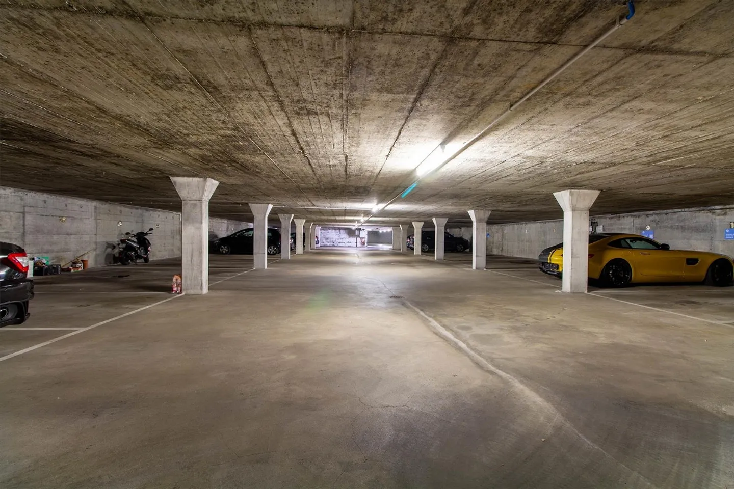 Appartement spacieux et lumineux de 4 pièces (103m²) avec tour de lavage privé à Reinach - Photo 15 sur 17