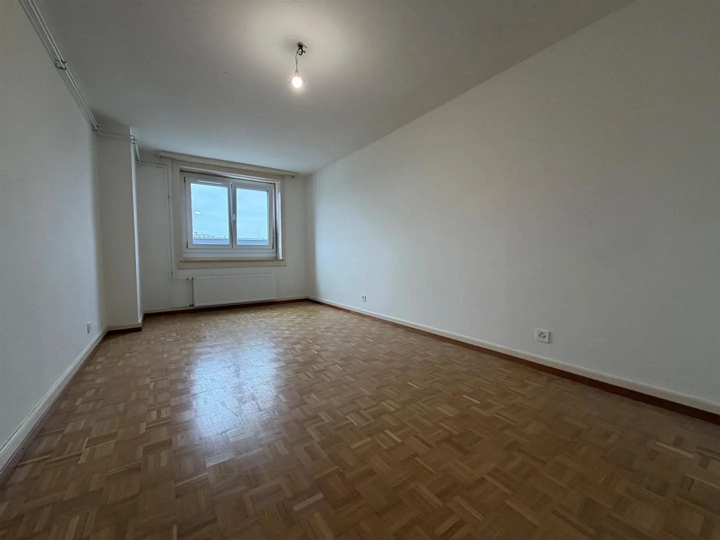 Große 3-Zimmer-Wohnung zur Miete in Pérolles - Foto 3 von 6