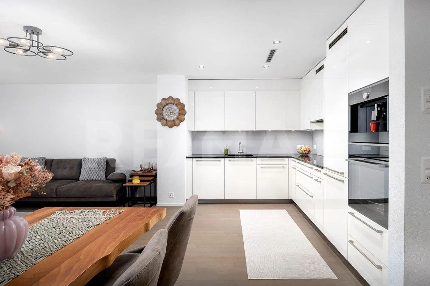 Votre nouveau chez-vous avec jardin et beaucoup de qualité de vie ! Appartement de jardin 3.5 pièces... - Photo 5 sur 13