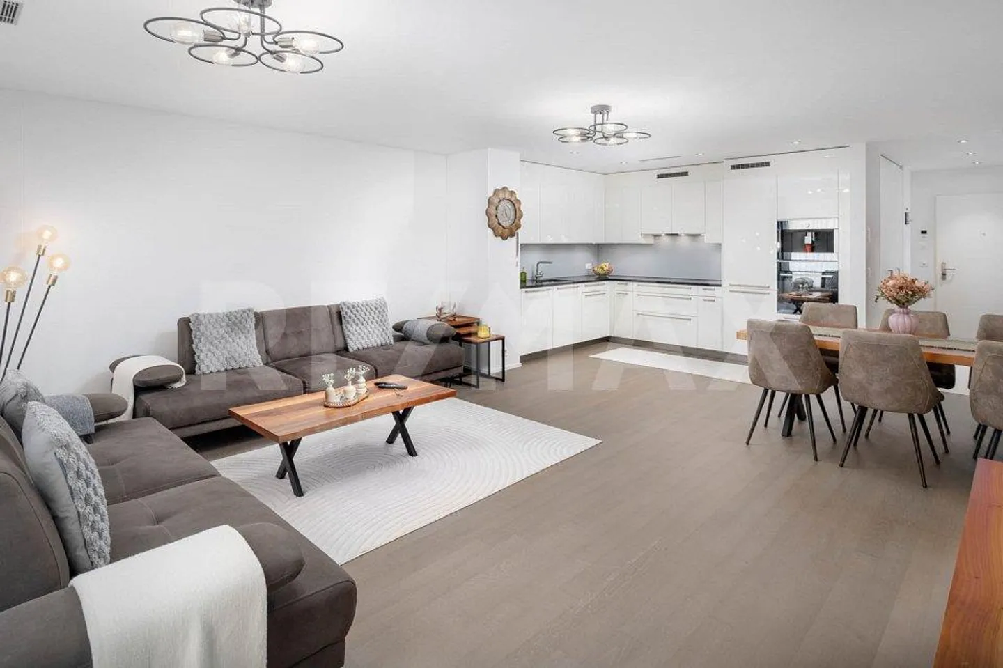Votre nouveau chez-vous avec jardin et beaucoup de qualité de vie ! Appartement de jardin 3.5 pièces... - Photo 4 sur 13