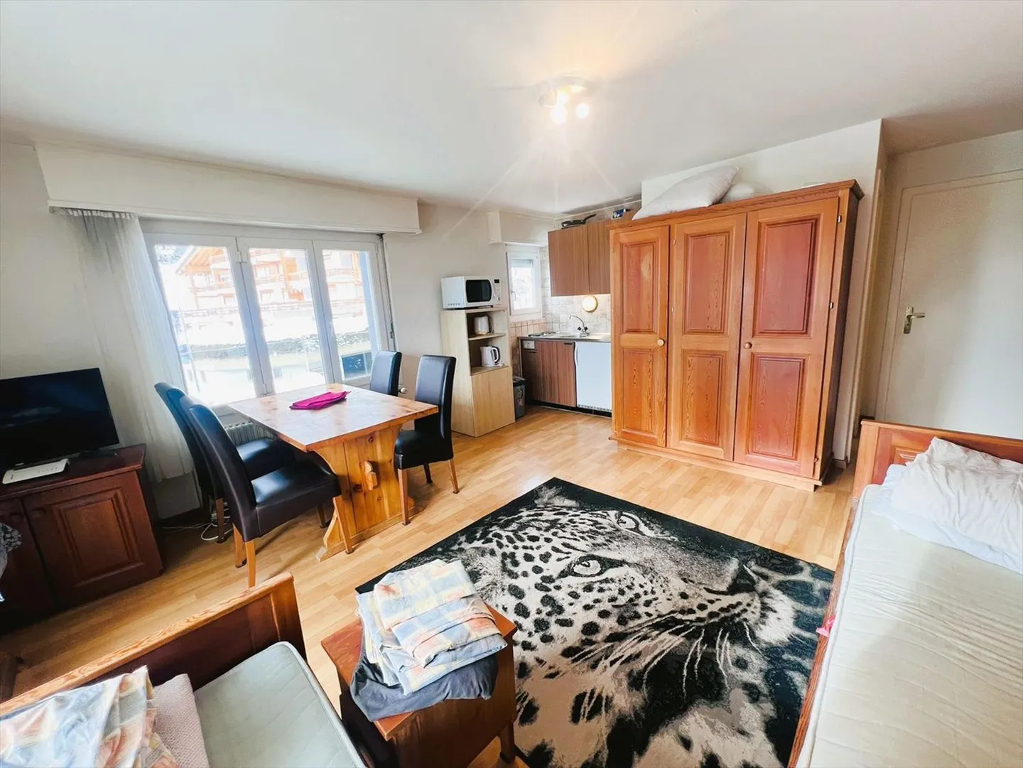 Schönes Studio - Geräumig und hell - Teilweise renoviert - Sehr ruhige Lage - Bi - Foto 4 von 13