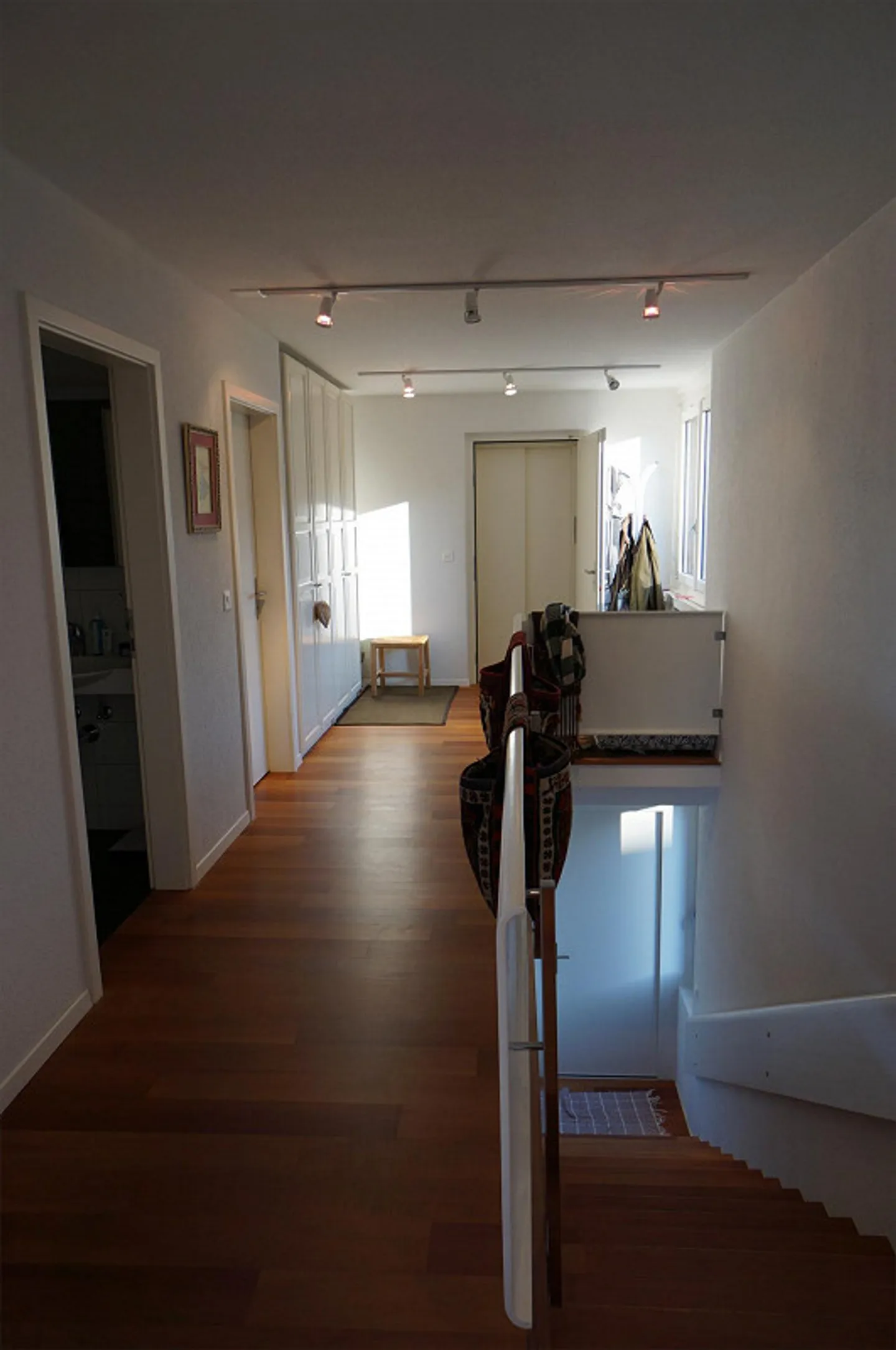 Appartamento attico 4.5 stanze con vista su Zurigo e le montagne - Foto 8 di 12