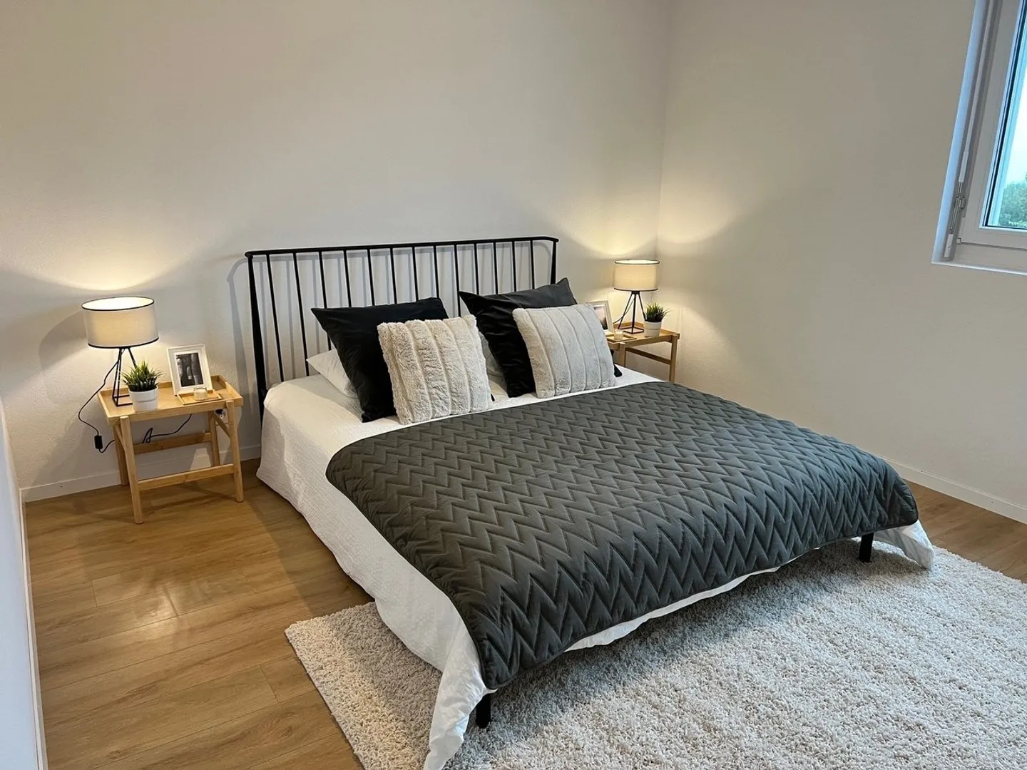 Magnificent new 3.5 room apartment - Photo 8 of 9