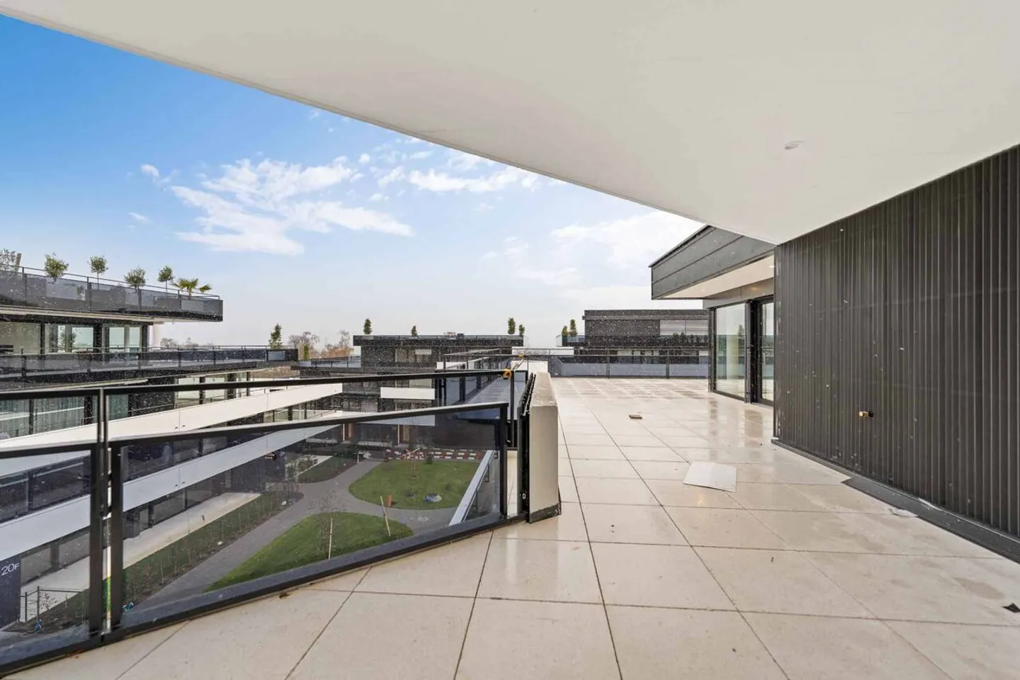 Superbe appartement neuf en attique  4.5 pièces avec vaste terrasse à Rolle - Photo 5 sur 7