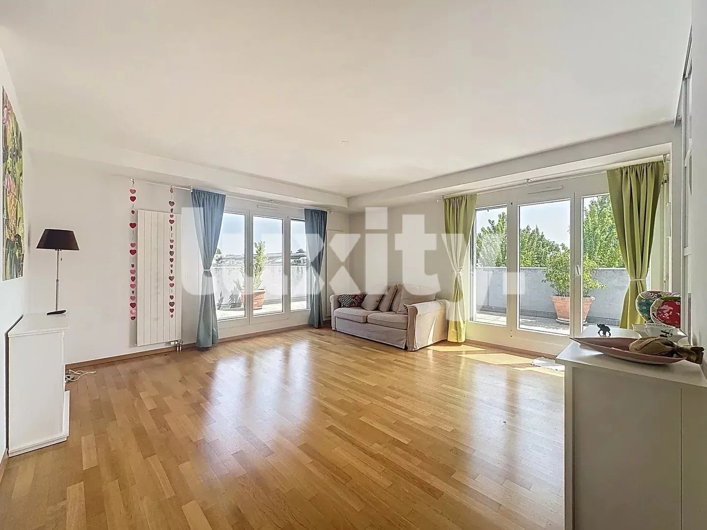 Attique Duplex avec Terrasse Éblouissante - Photo 2 sur 3