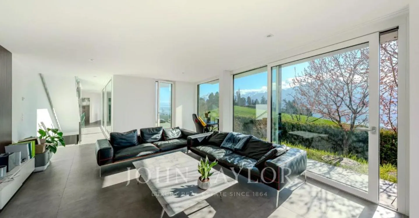 Villa contemporaine avec vue sur le lac - Photo 12 sur 13