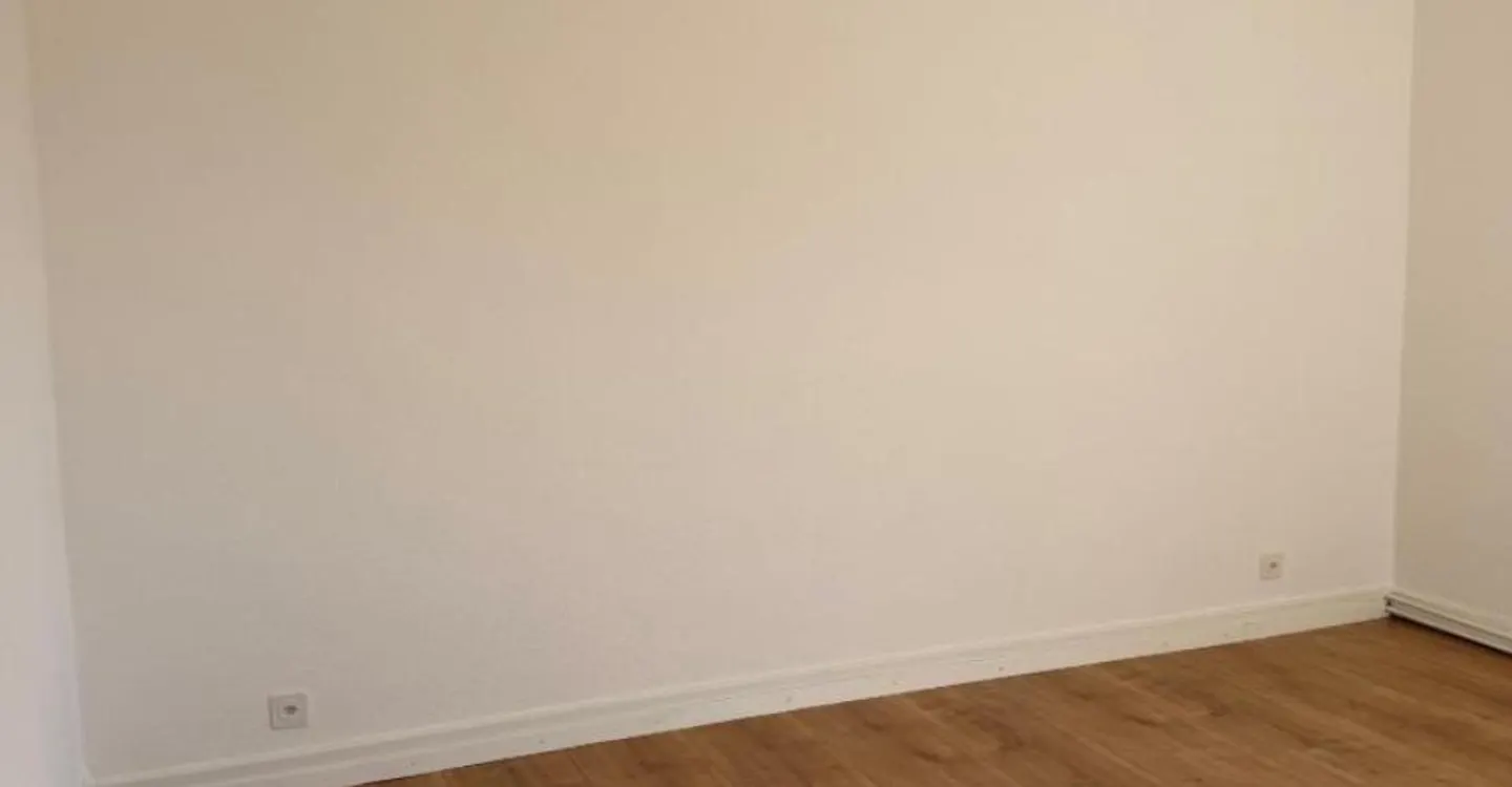 3.5-room apartment on the 1st floor - Photo 3 of 5