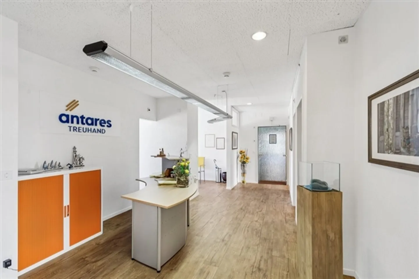 Prime Commercial Space in Amriswil - Photo 5 of 7