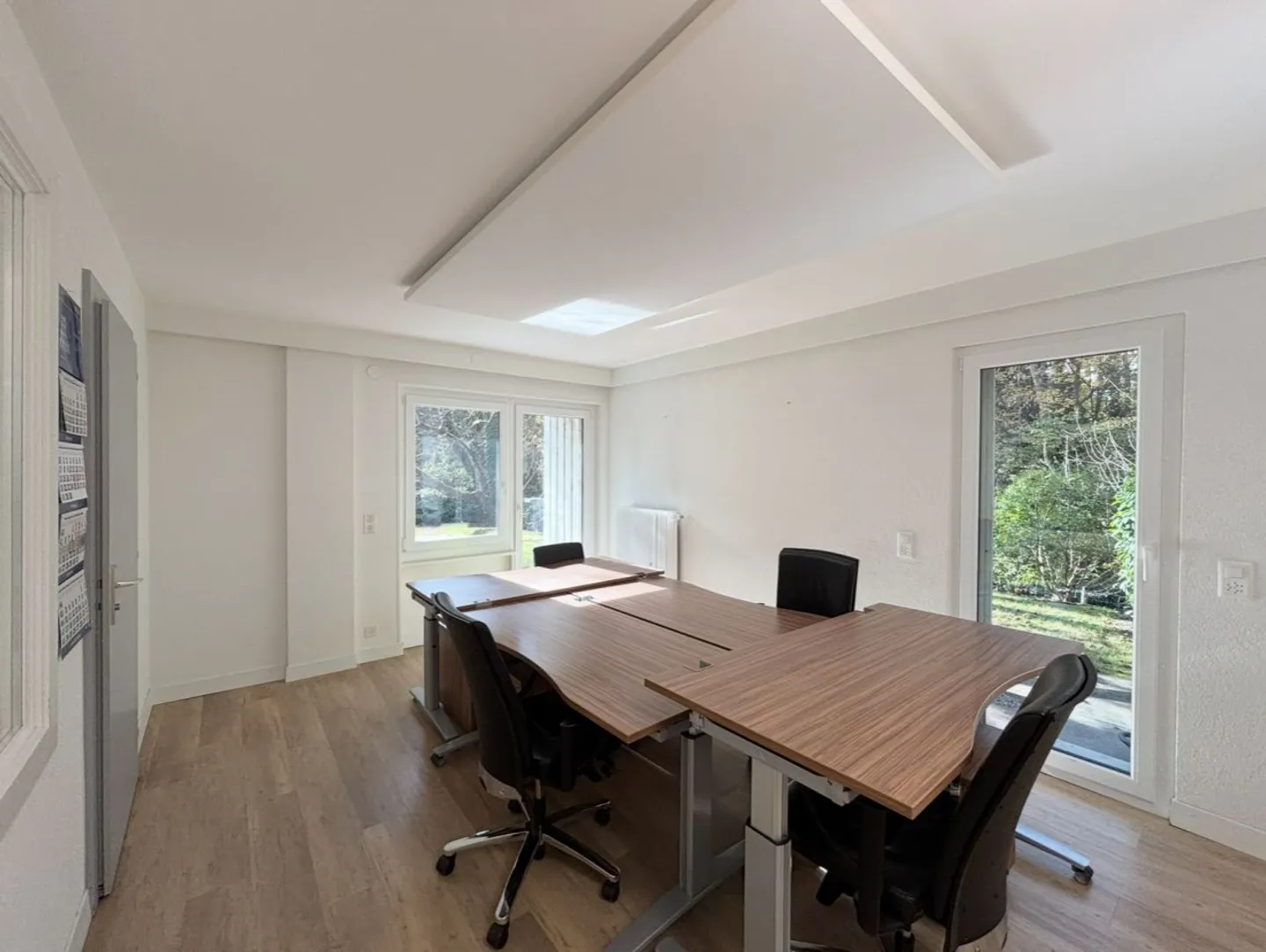 Prächtige Büros von 135m2 in einem Architektenhaus im Zentrum von Nyon - Foto 4 von 11