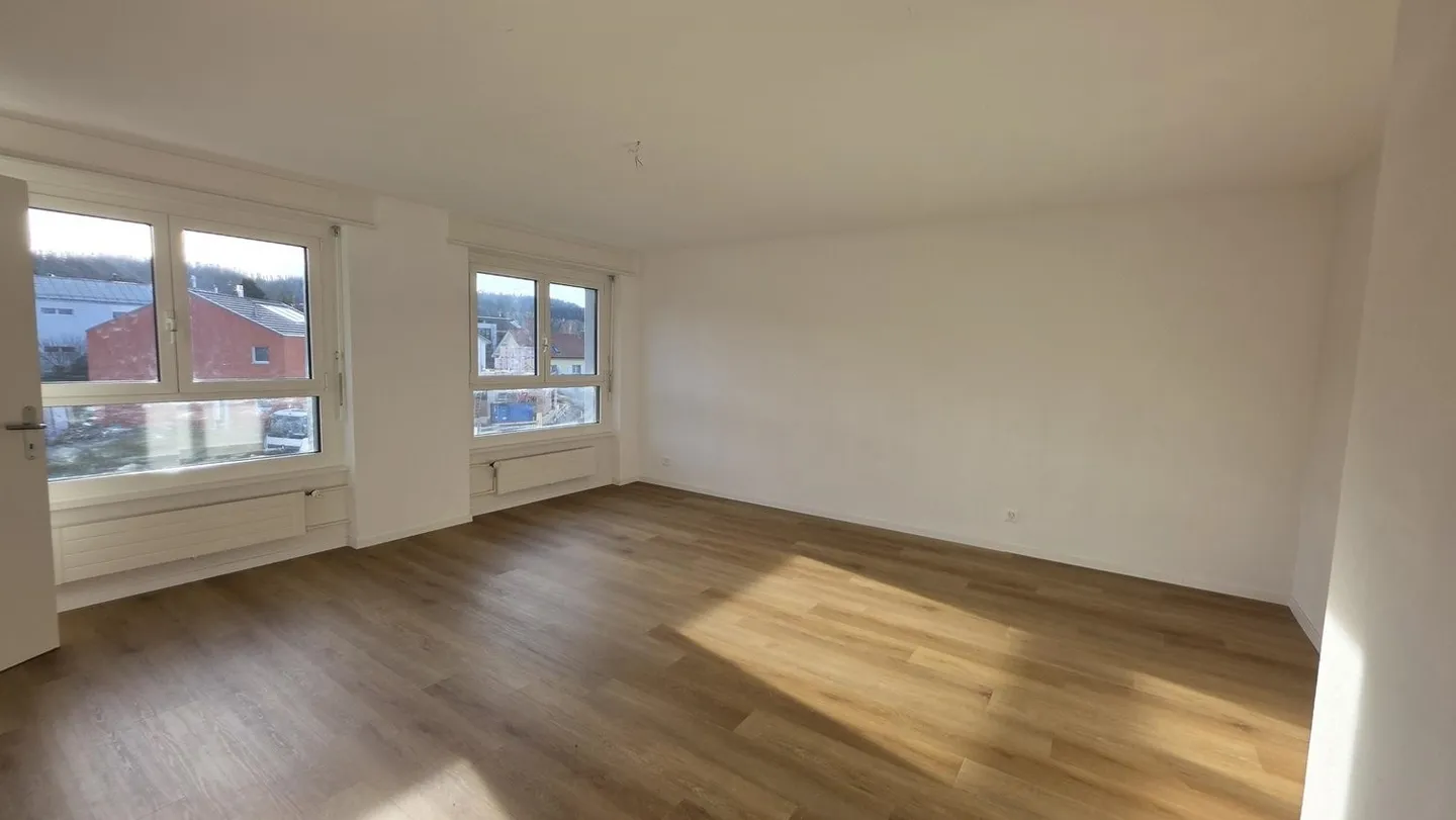 JOLI 2 PIECES AUX ARÊTES - Photo 2 sur 6