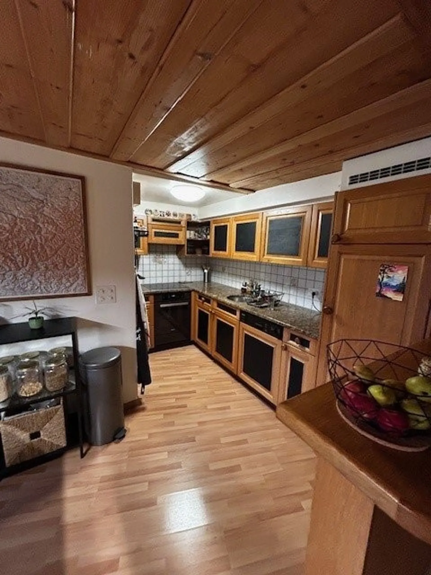 Appartement de 3.5 pièces avec du cachet. - Photo 3 sur 6