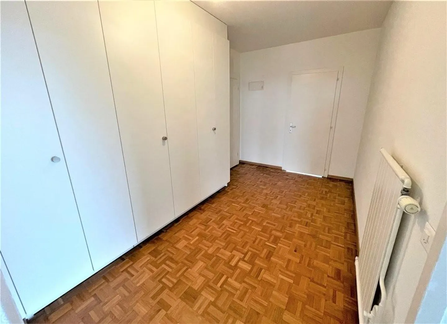 Appartamento mansardato con ampia terrazza - Foto 8 di 11