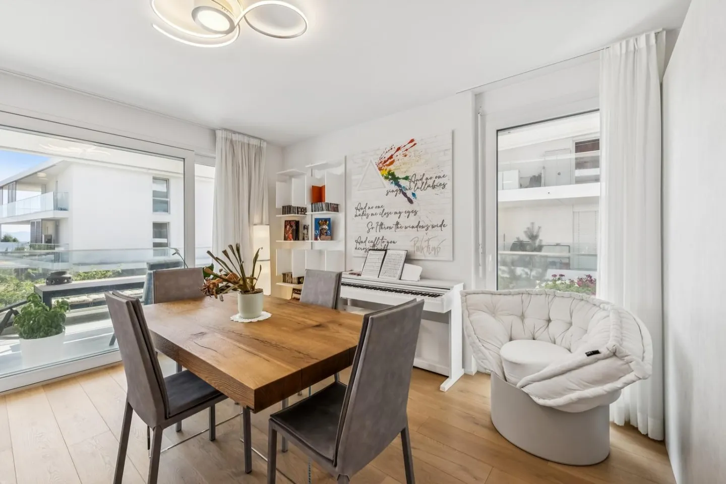 Magnifico appartamento Minergie con grande terrazza di 42 m² con vista lago - Foto 6 di 10