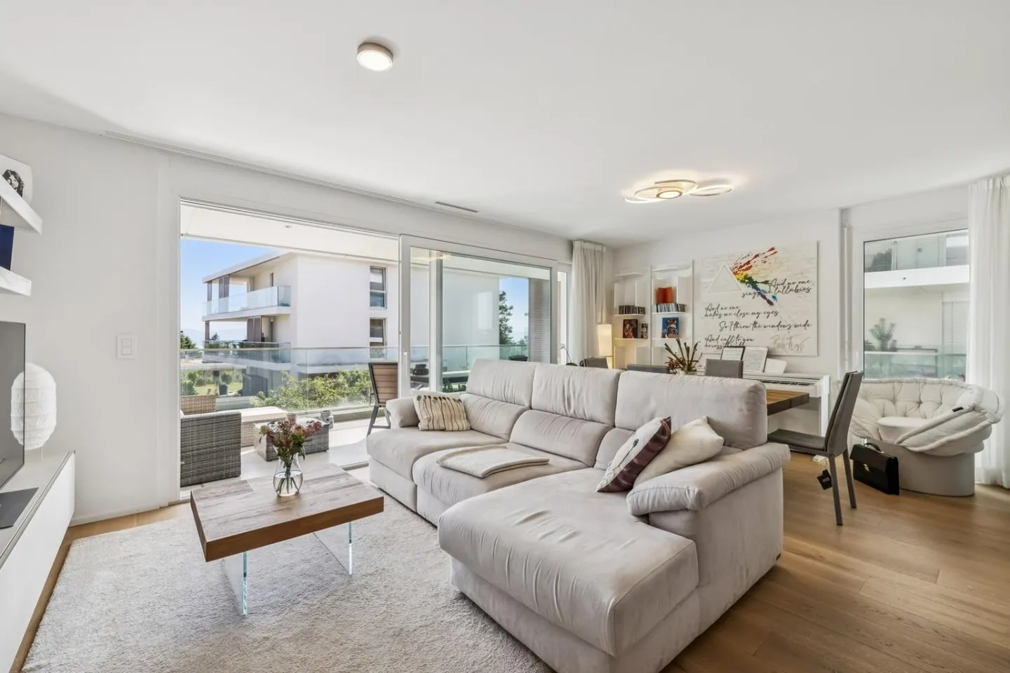 Magnifico appartamento Minergie con grande terrazza di 42 m² con vista lago - Foto 7 di 10