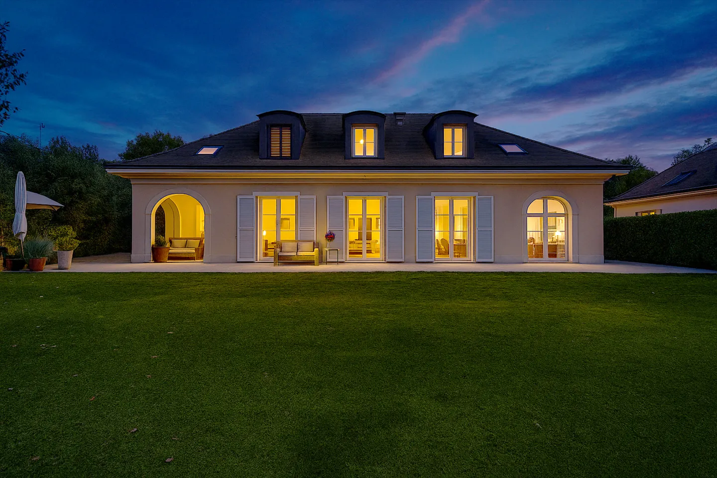 Maison 9 pièces - Photo 1 sur 11