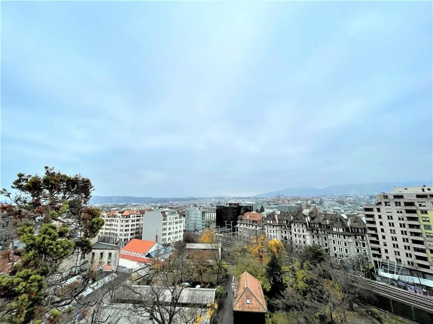 Appartamento mansardato con ampia terrazza - Foto 11 di 11