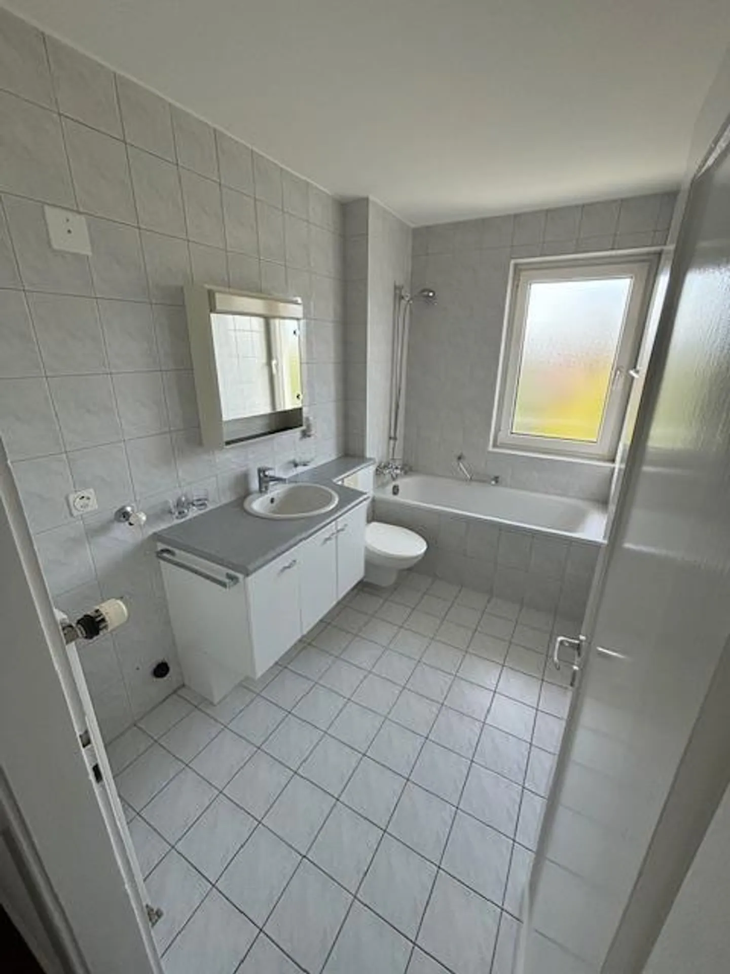 Appartement 3.5 pièces avec beaucoup de charme - Photo 4 sur 9