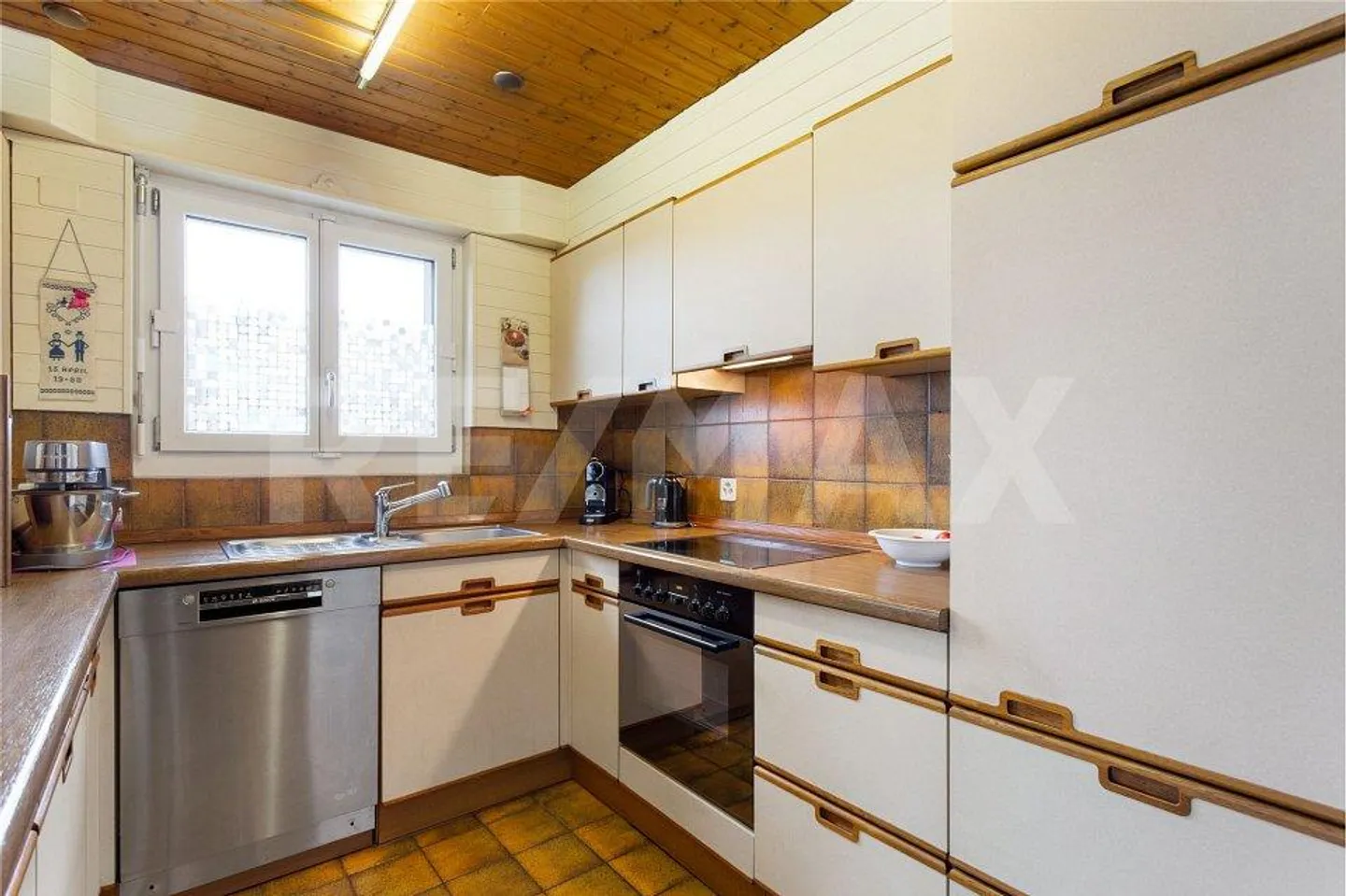 Maison 7.5 pièces - Photo 6 sur 13