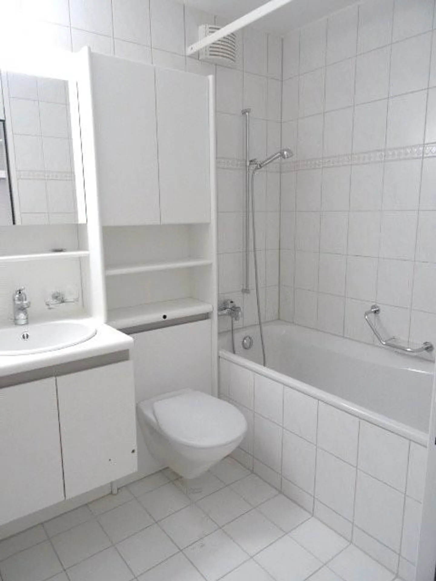 4.5-ZW at 93 m² on the 6th floor - Photo 4 of 10