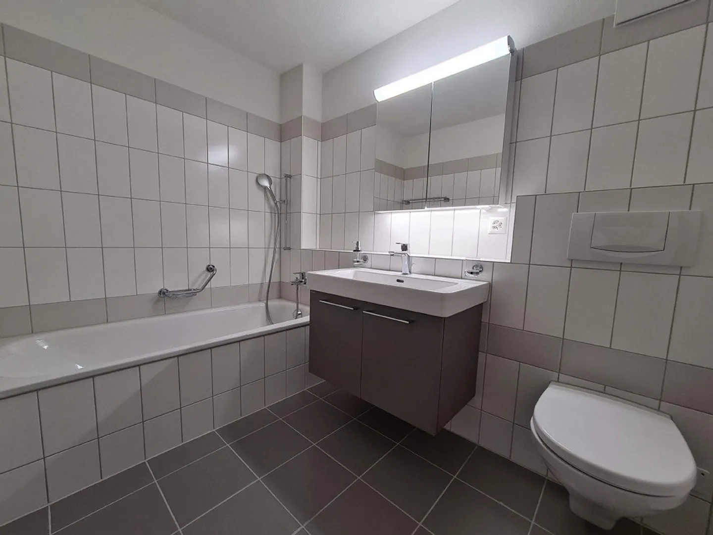 Helle 3.5 Zimmerwohnung - Foto 3 von 7